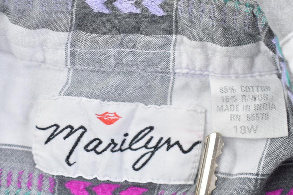Vintage 1990s Marilyn Patterned Button Up Shirt