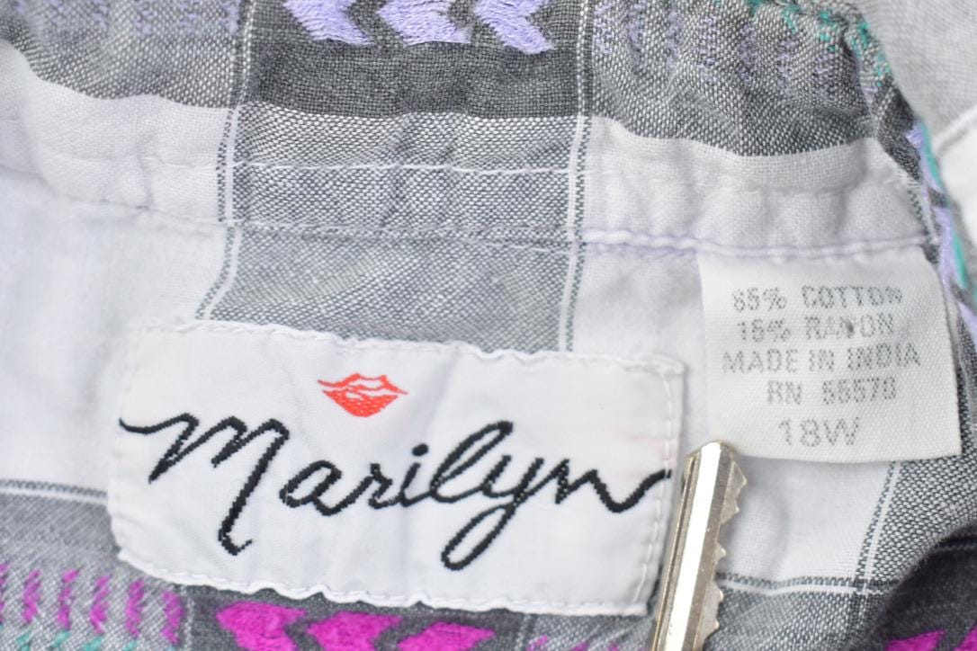 Vintage 1990s Marilyn Patterned Button Up Shirt