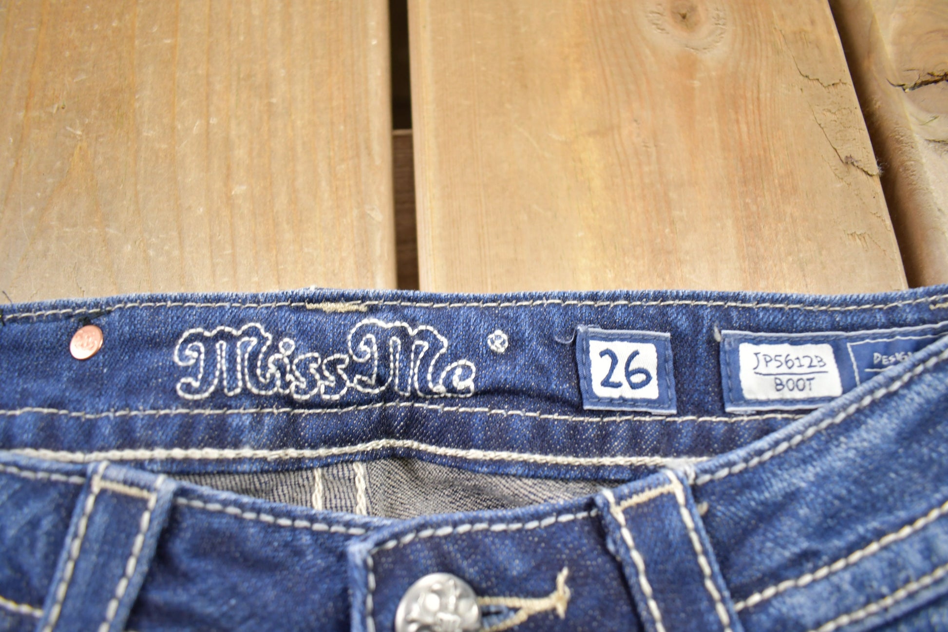 Vintage Y2K Miss Me Bedazzled Low Rise Jeans Size 26x34