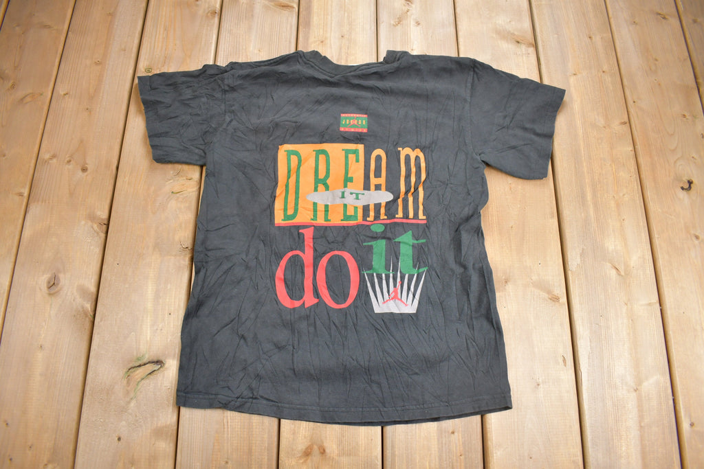 Vintage 1990s Nike Air Jordan Dream it Do it Spike Lee Grey Tag Graphic T-Shirt