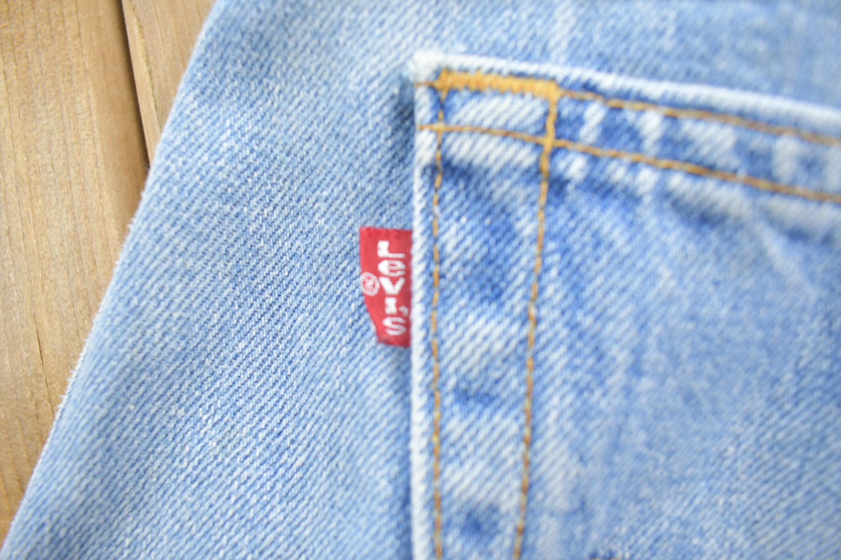 Vintage 1990s Levi's 550 Jeans Size 38x36