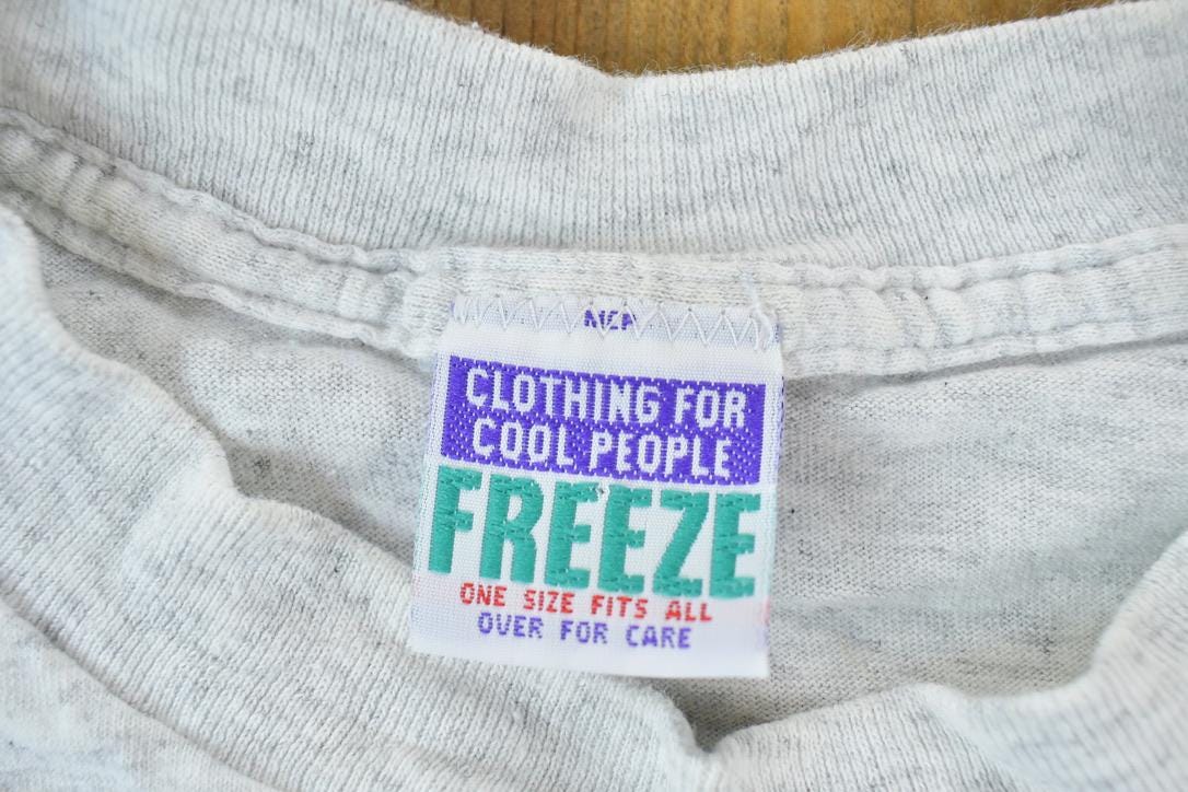 Vintage 1990s NYC Cropped Graphic Print T-Shirt