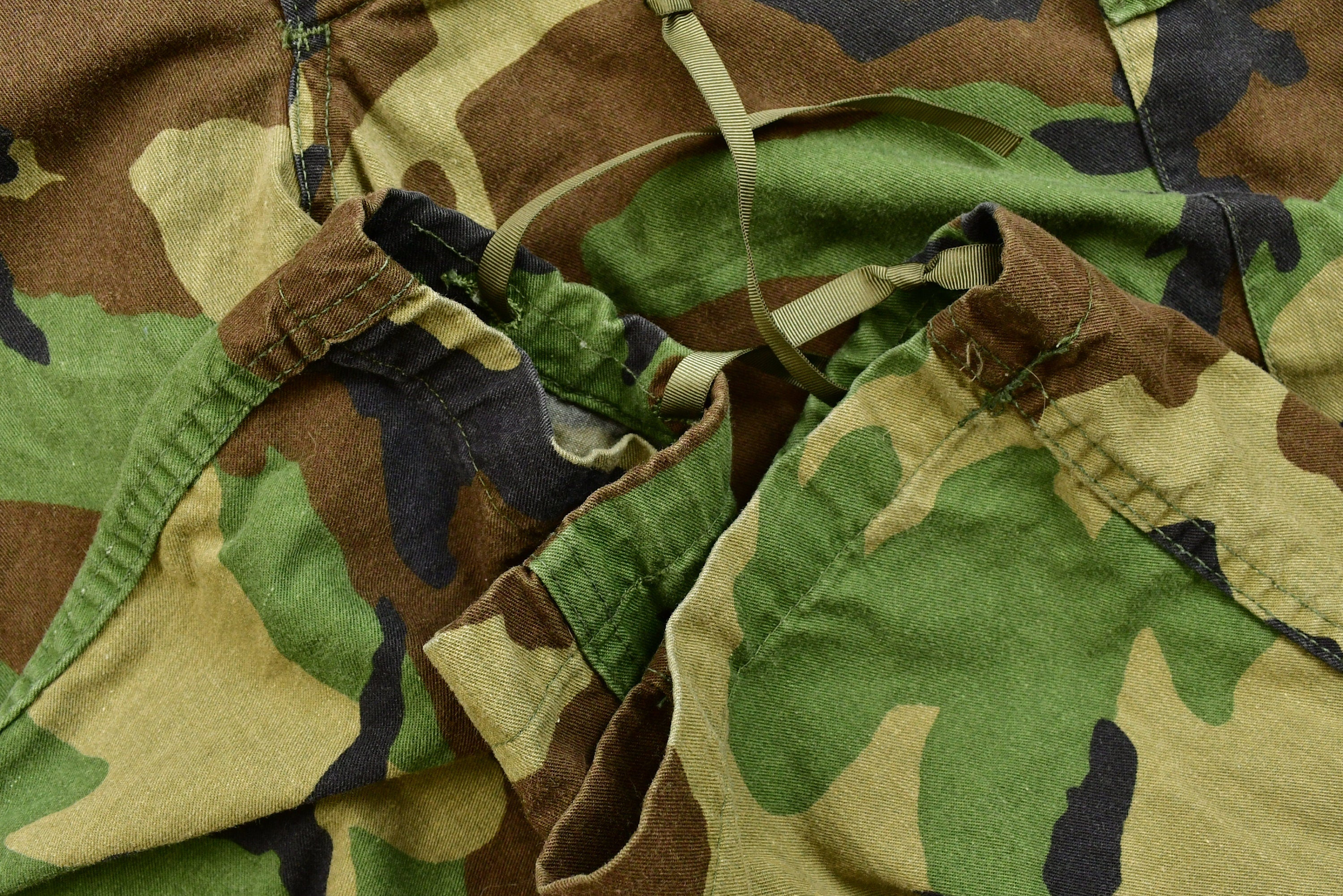 Vintage 90's Camouflage Cargo Pocket Army Pants Size M Short