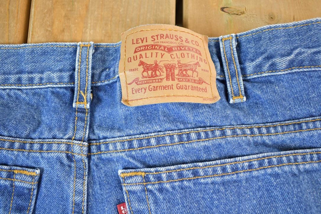 Vintage 1990s Levi Strauss Red Tab Denim Jeans Size 36 x 31 Made In USA