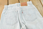 Vintage 1990s Levi's 550 Relaxed Fit Denim Light Wash Blue Jeans Size 26 x 30 / 90s Levi's / Made in USA / Streetwear