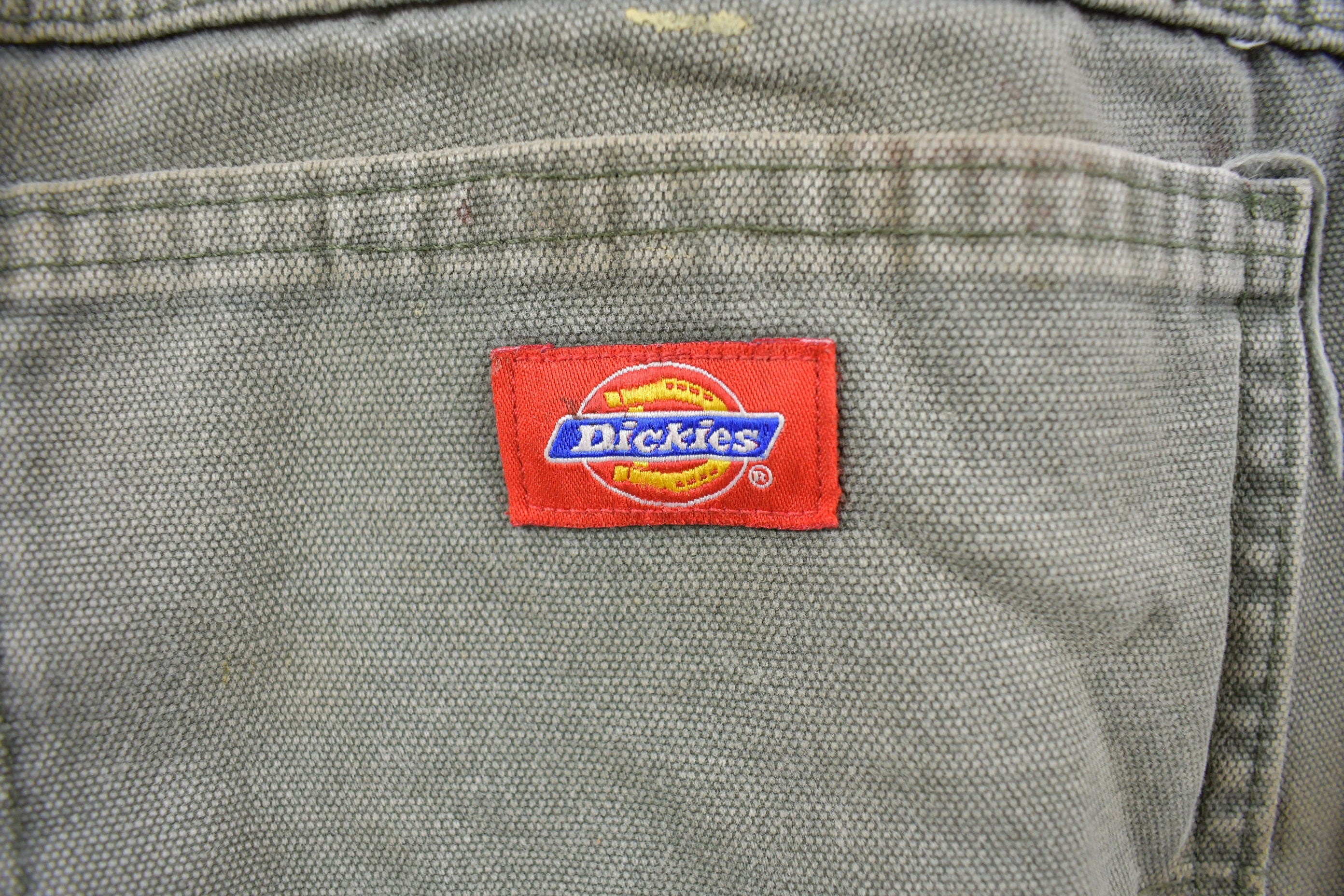 Vintage 1990s Dickies Distressed Painter Cargo Pants 32 x 30  Hype Vintage  Workwear  American Vintage  Streetwear Fashion