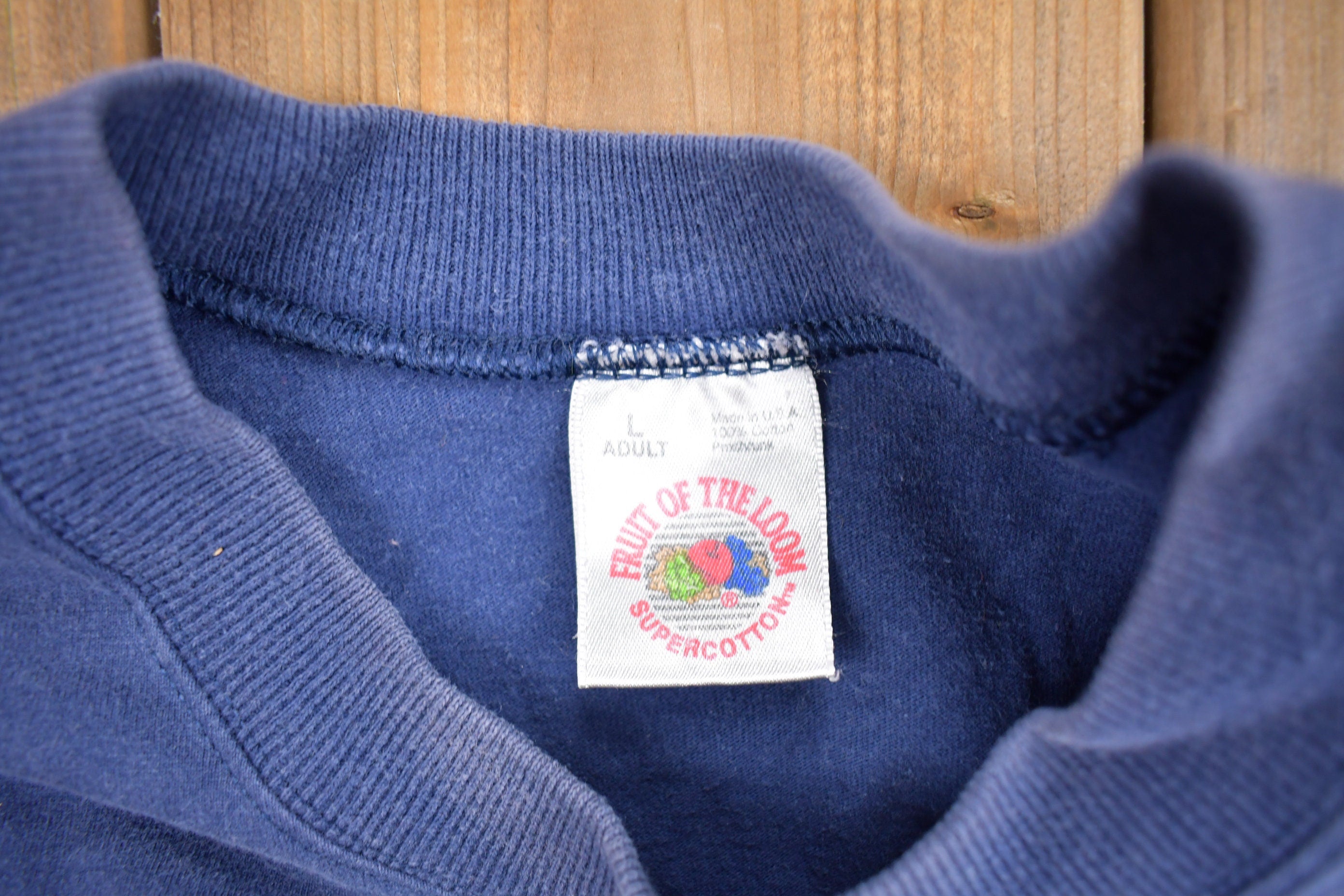 Vintage 1990s Custom Grandpa & Grandkids Fishing Theme Embroidered T Shirt
