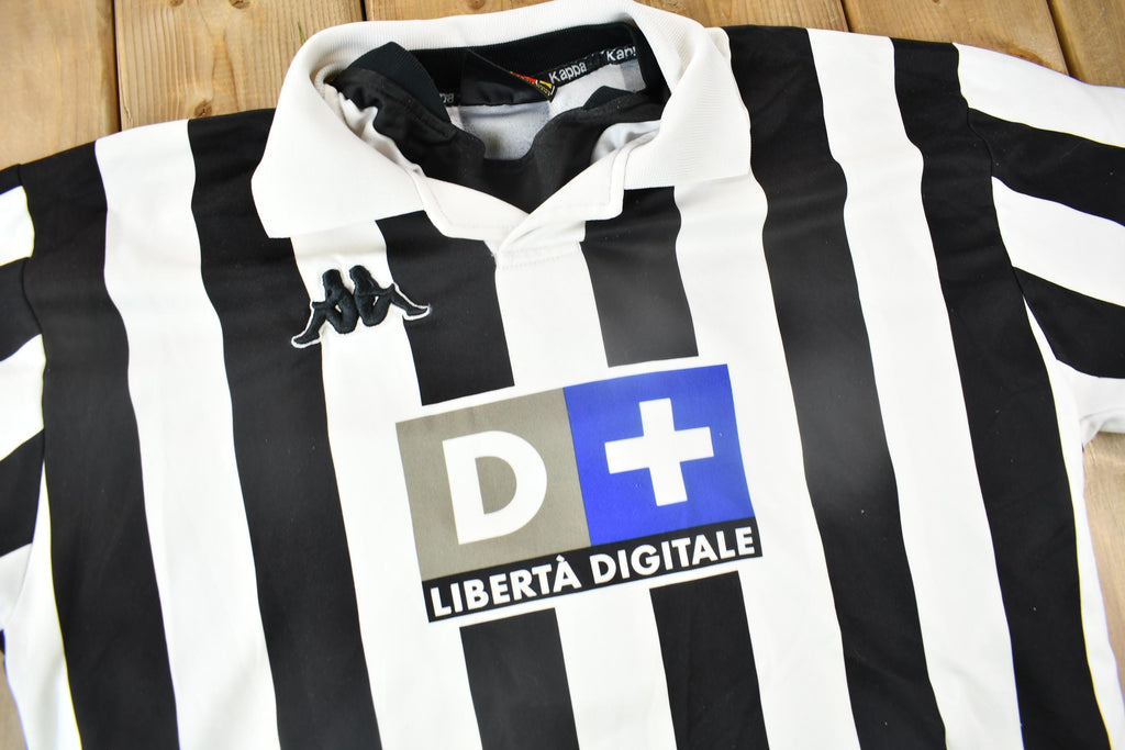 Vintage 1999 Kappa Juventus Home Soccer Jersey