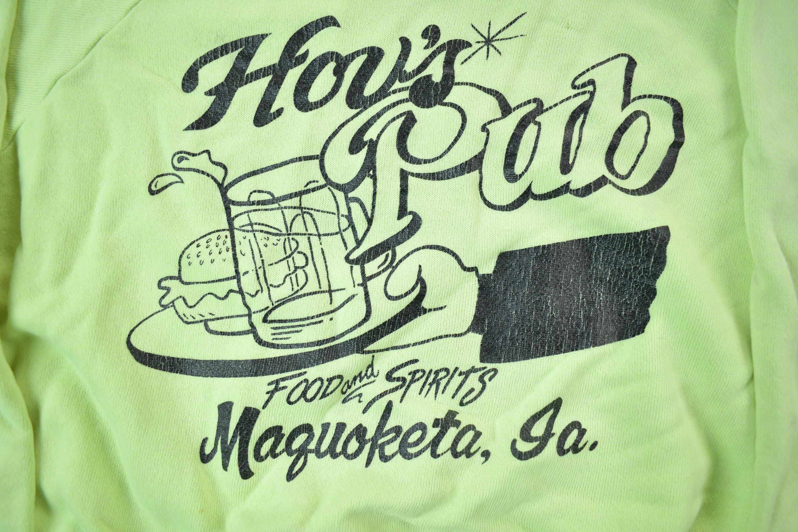 Vintage 1990s Hov's Pub Crewneck Sweatshirt