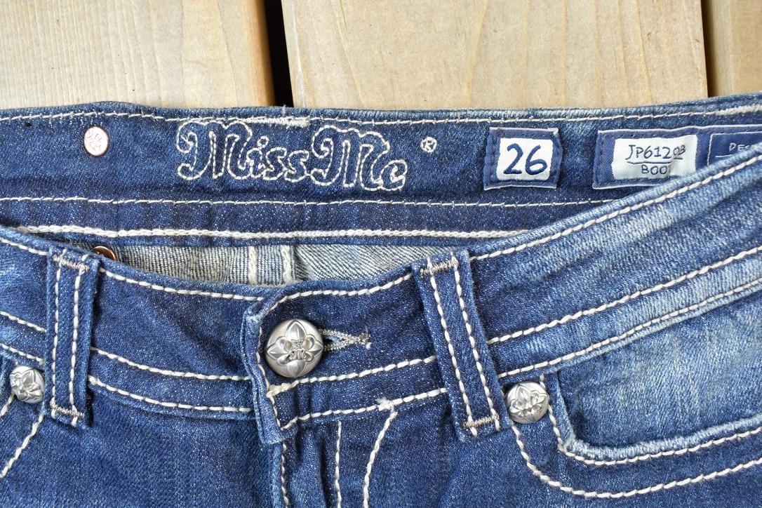 Vintage Y2K Miss Me Bedazzled Low Rise Jeans Size 26x31