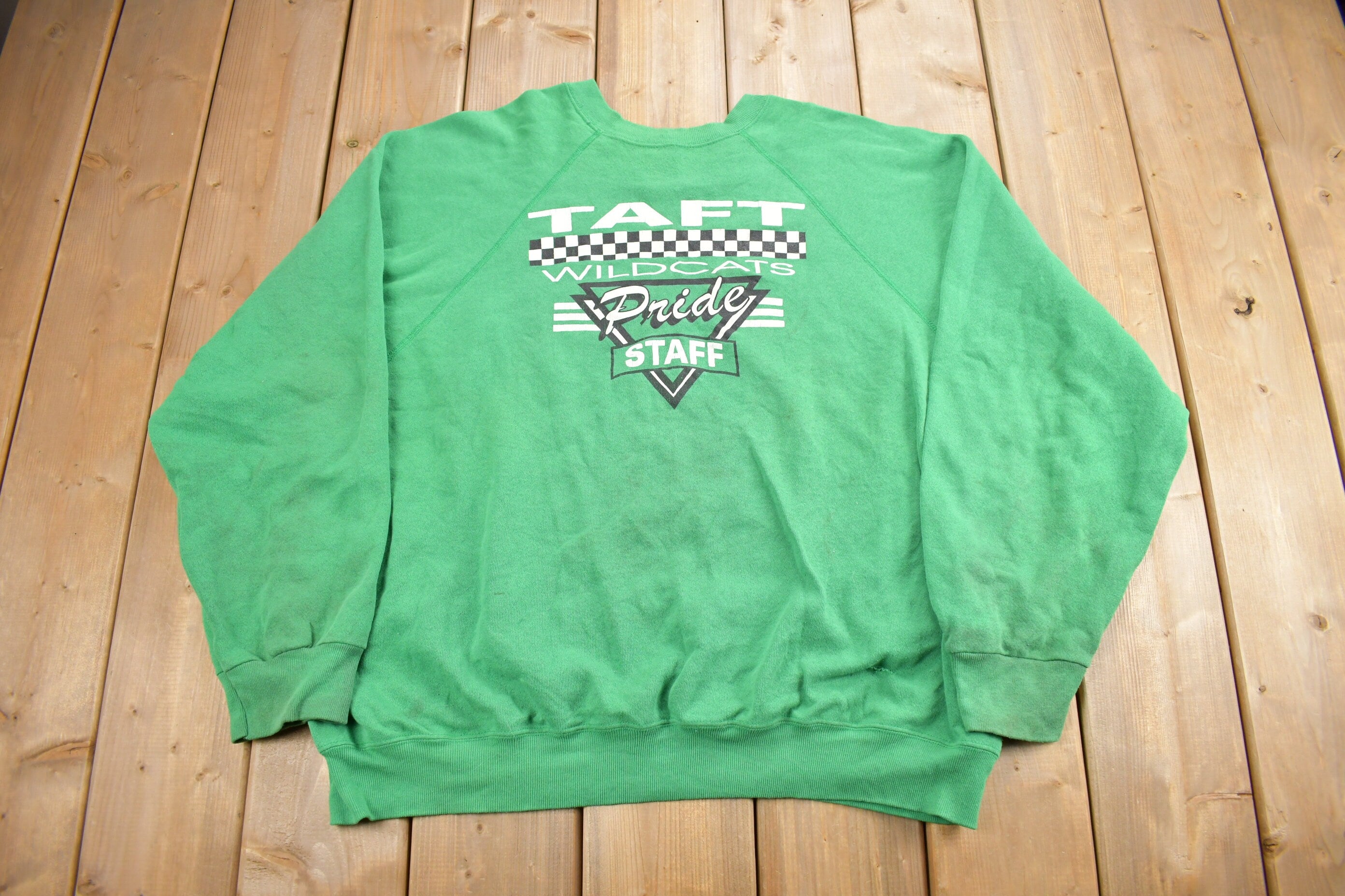 Vintage 1980s Taft Wildcats Pride Staff Raglan Crewneck Sweatshirt
