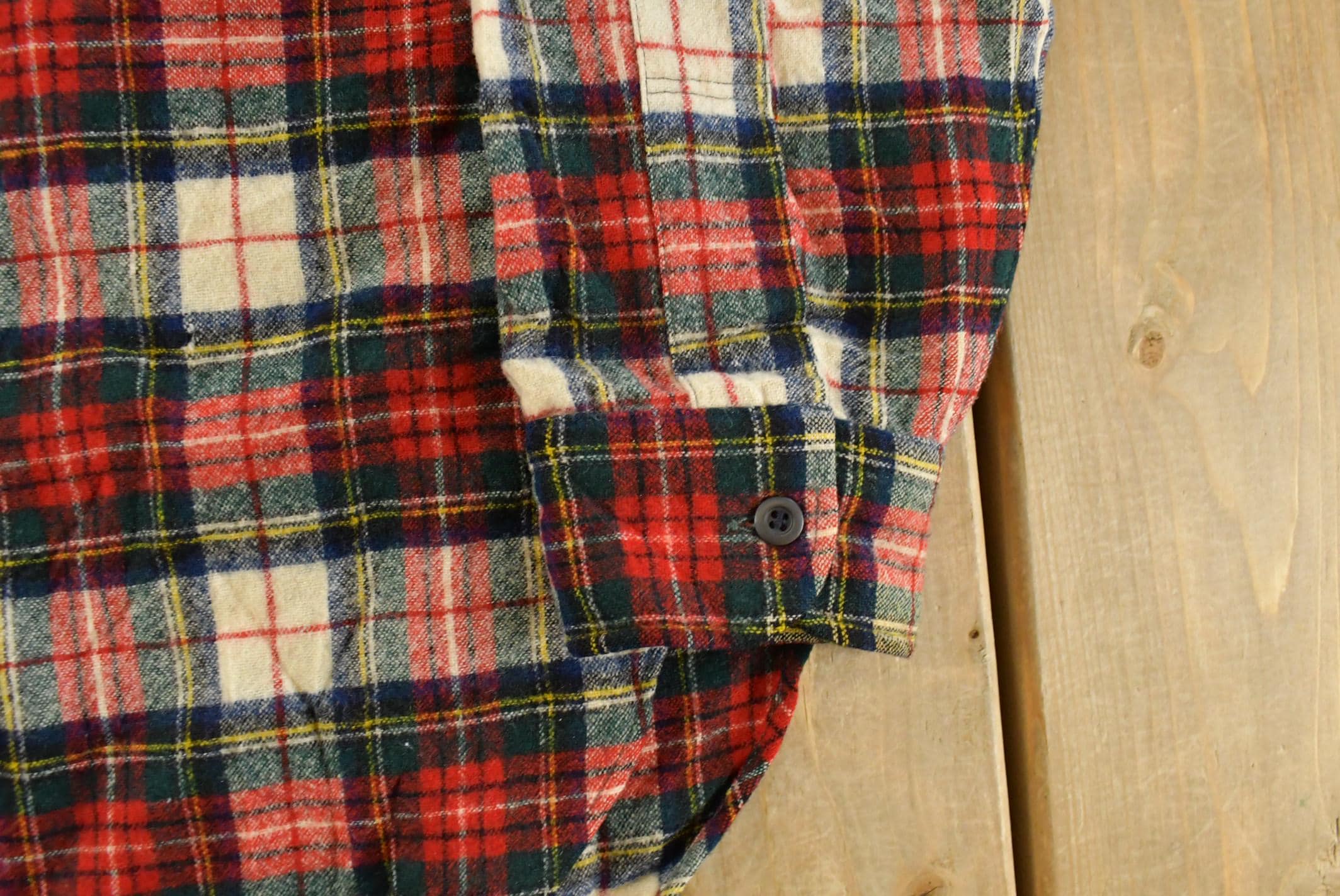 Vintage 1980s Pendleton Wool Flannel Button Up Shirt Men's M