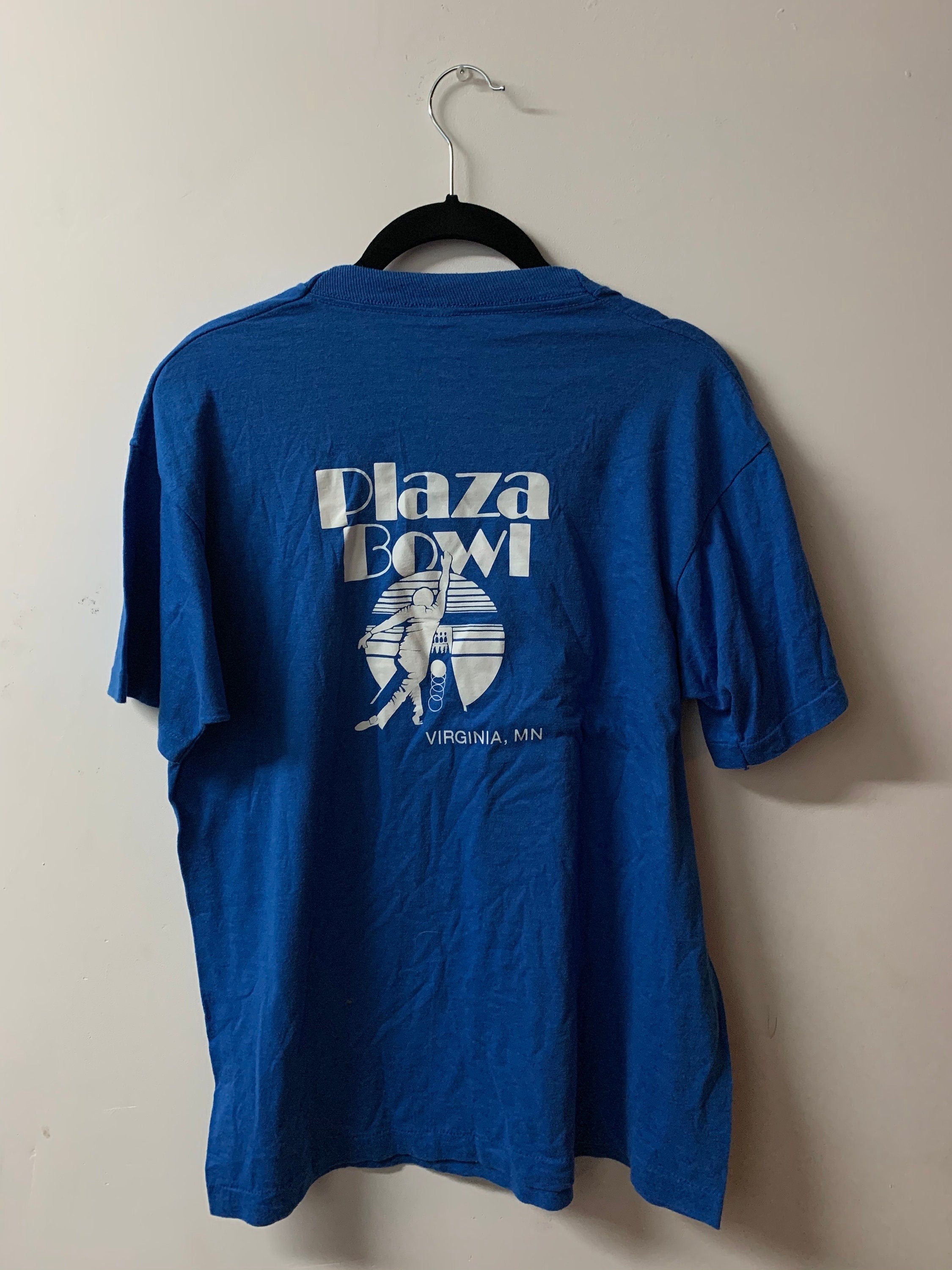 Vintage 1980s Plaza Bowl Virginia MN T-Shirt