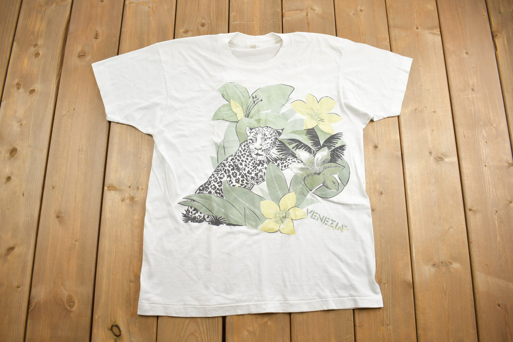 Vintage 1990s Leopard Graphic T-Shirt Streetwear