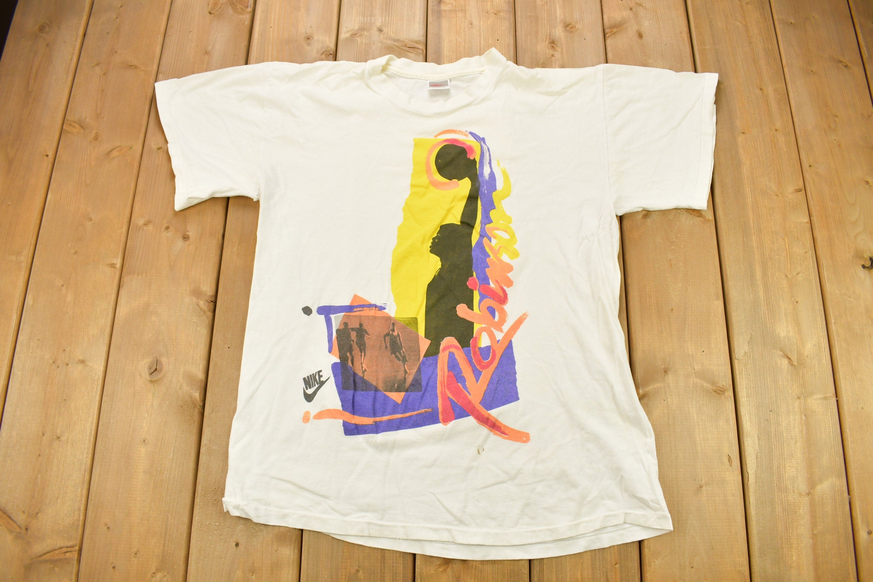 Vintage 1990s David Robinson Nike Basketball Graphic Grey Tag T-Shirt