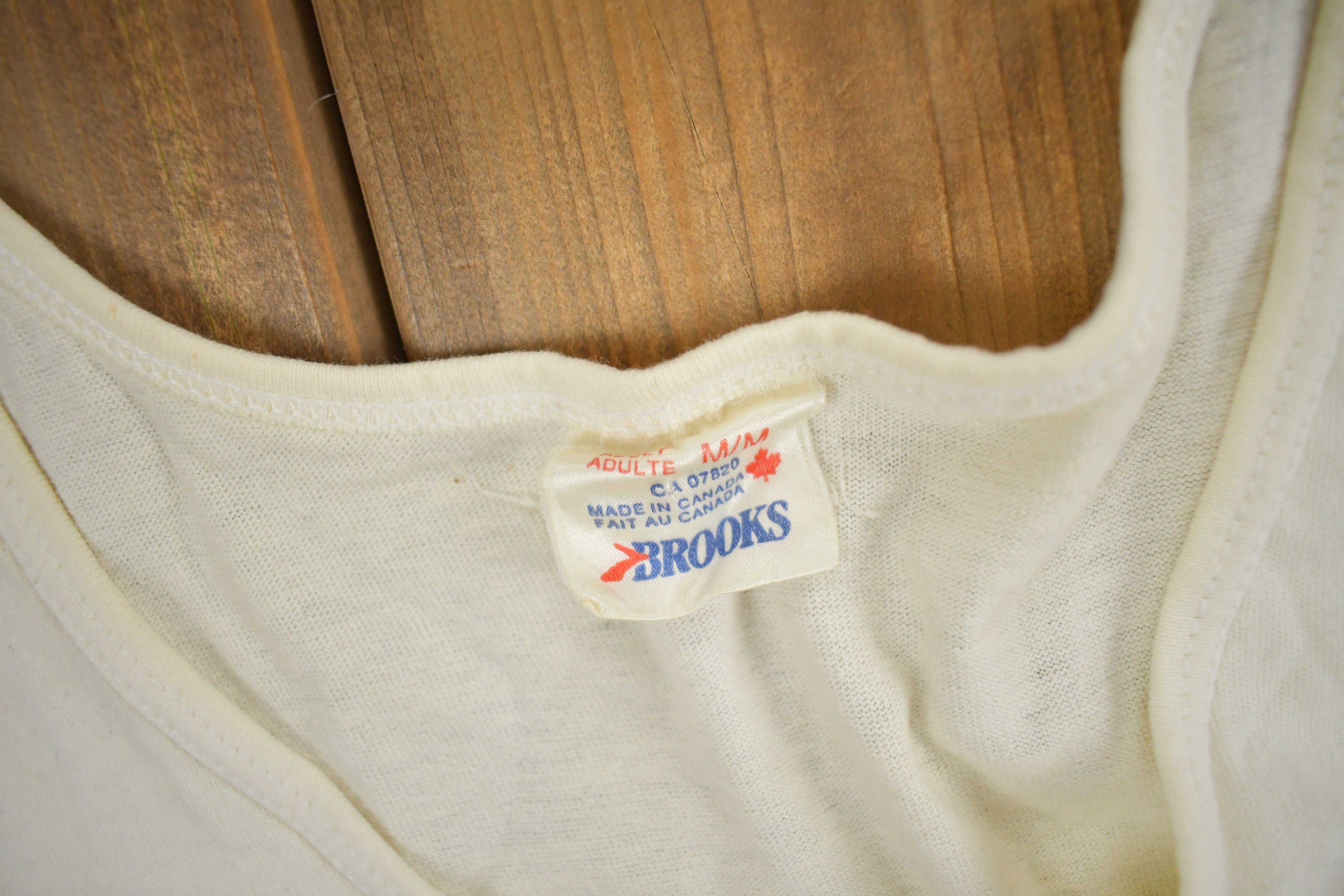 Vintage 1990s MXT Brooks Cross Training Graphic Tank Top Shirt