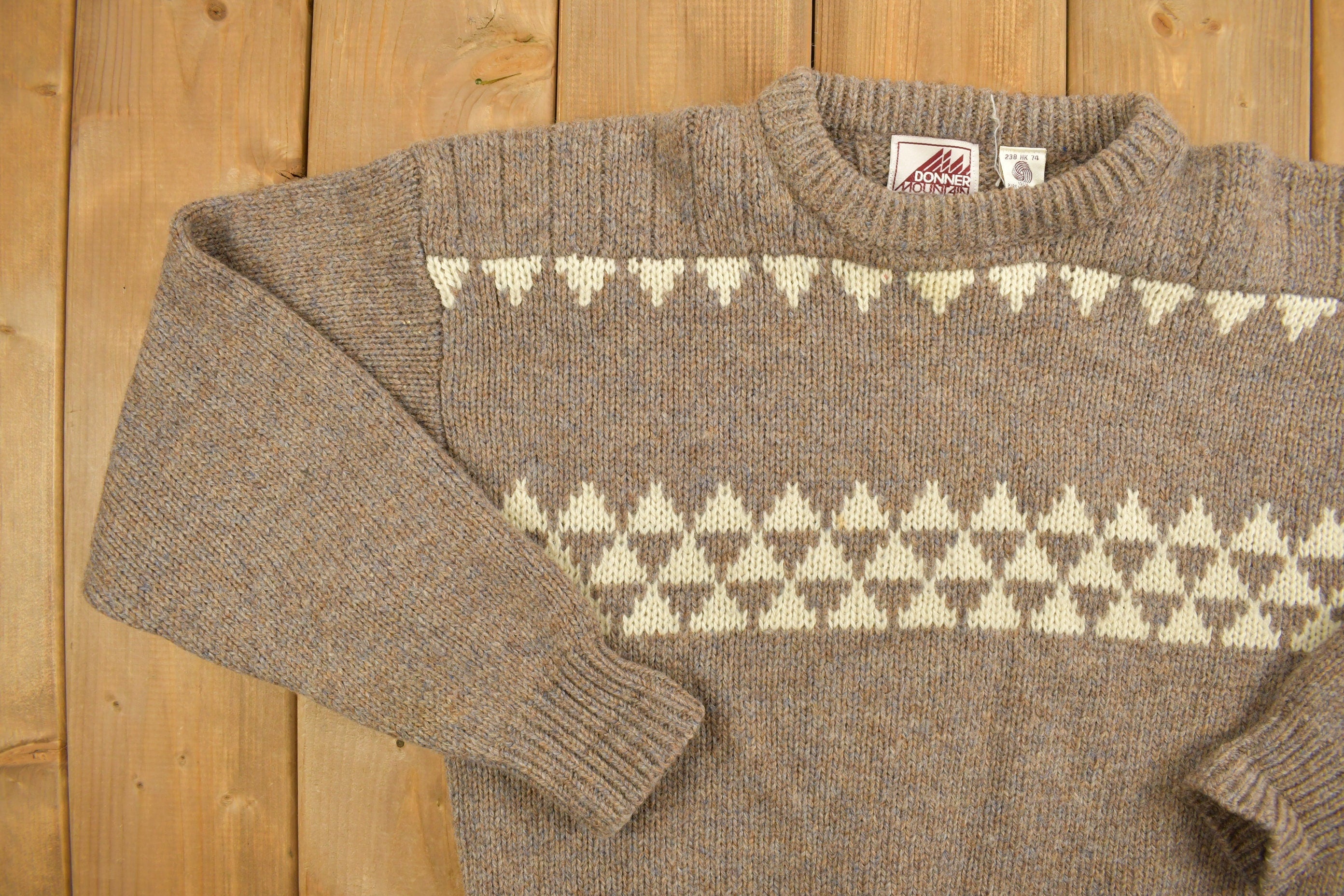 Vintage 1990s Donner Mountain Knitted Crewneck Sweater