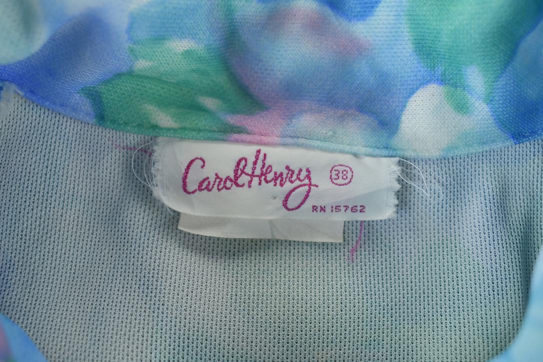 Vintage 1970s Women's Watercolor Flower Pattern Carol Henry Button Up Shirt