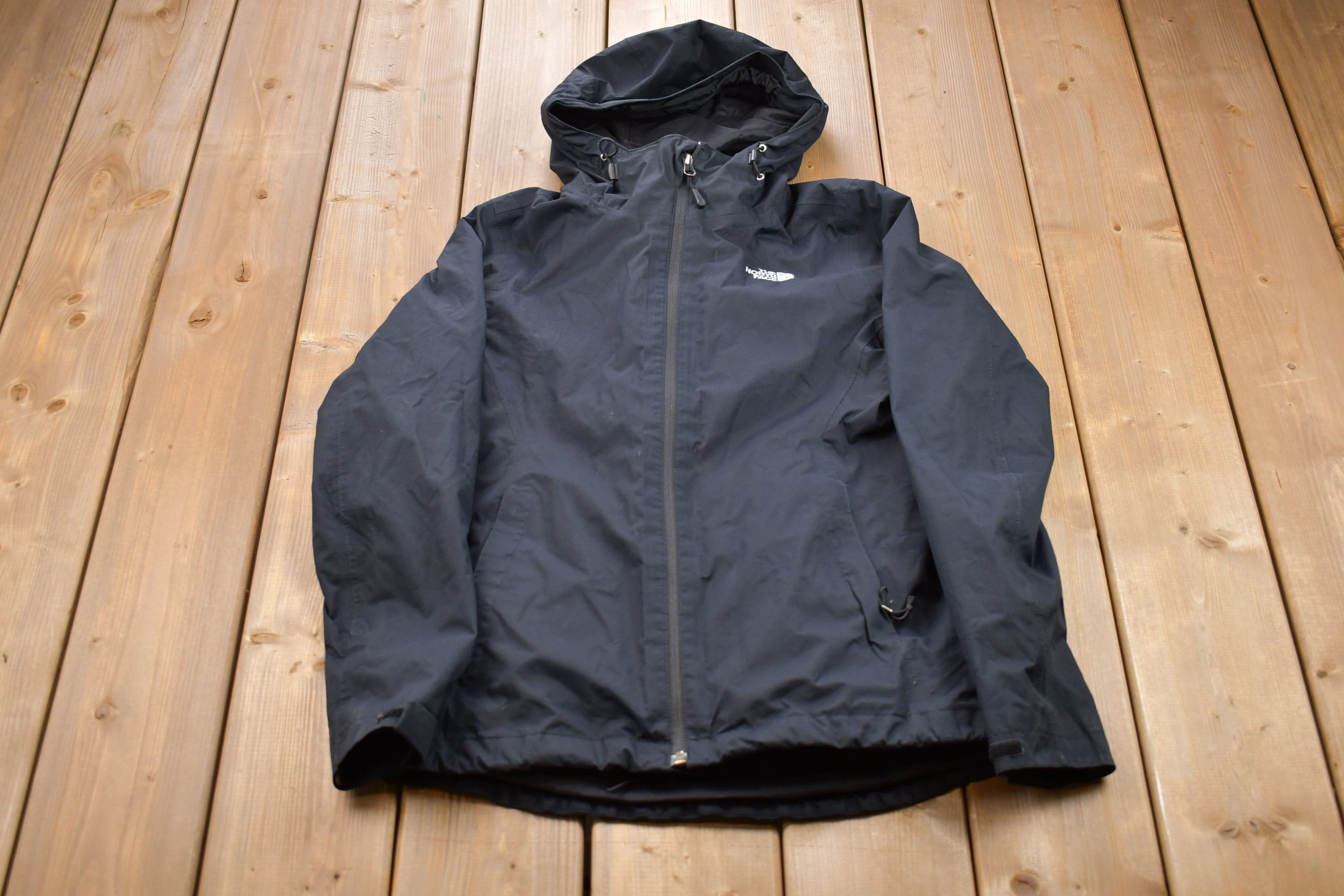 Vintage 1990s The North Face Embroidered Windbreaker Jacket