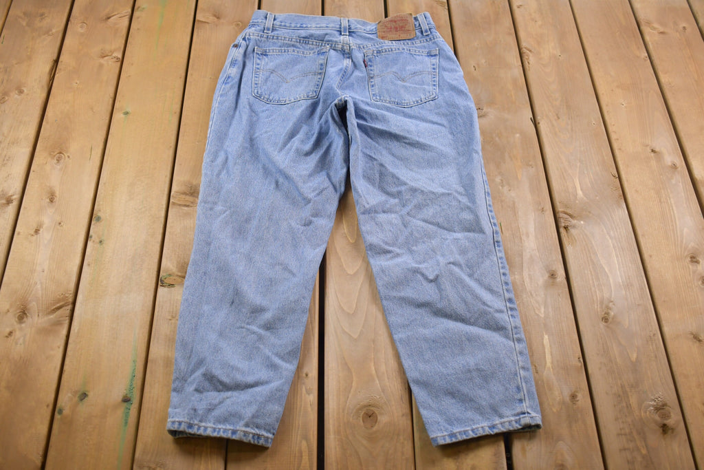 Vintage 1990s Levi's 550 Red Tab Jeans Size 32 x 28