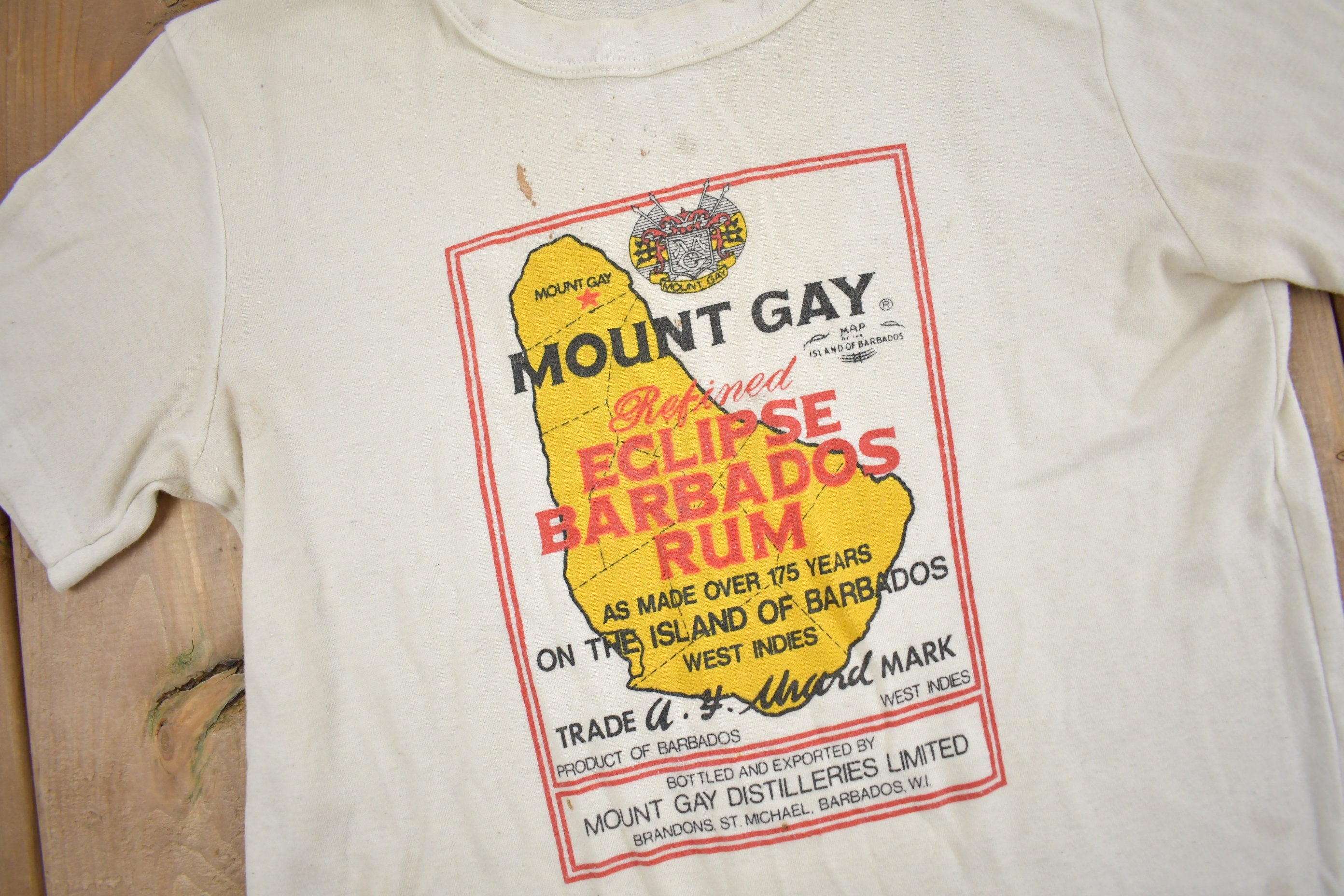 Vintage 1980s Mount Gay Eclipse Barbados Rum Graphic T Shirt