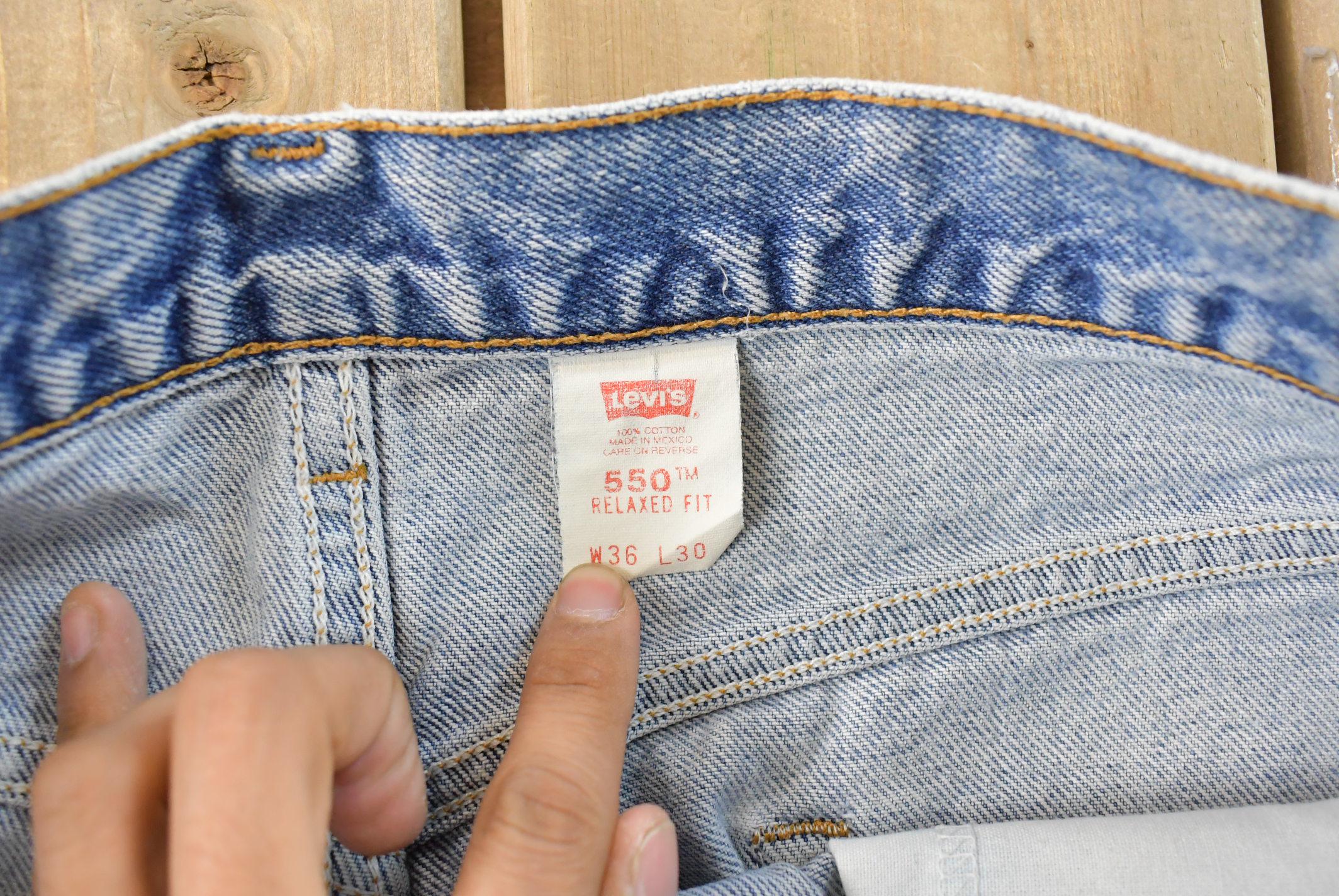 Vintage 1990s Levi's 550 Relaxed Fit Denim Jeans Men's 34 x 30 / 90s Levi's / Streetwear