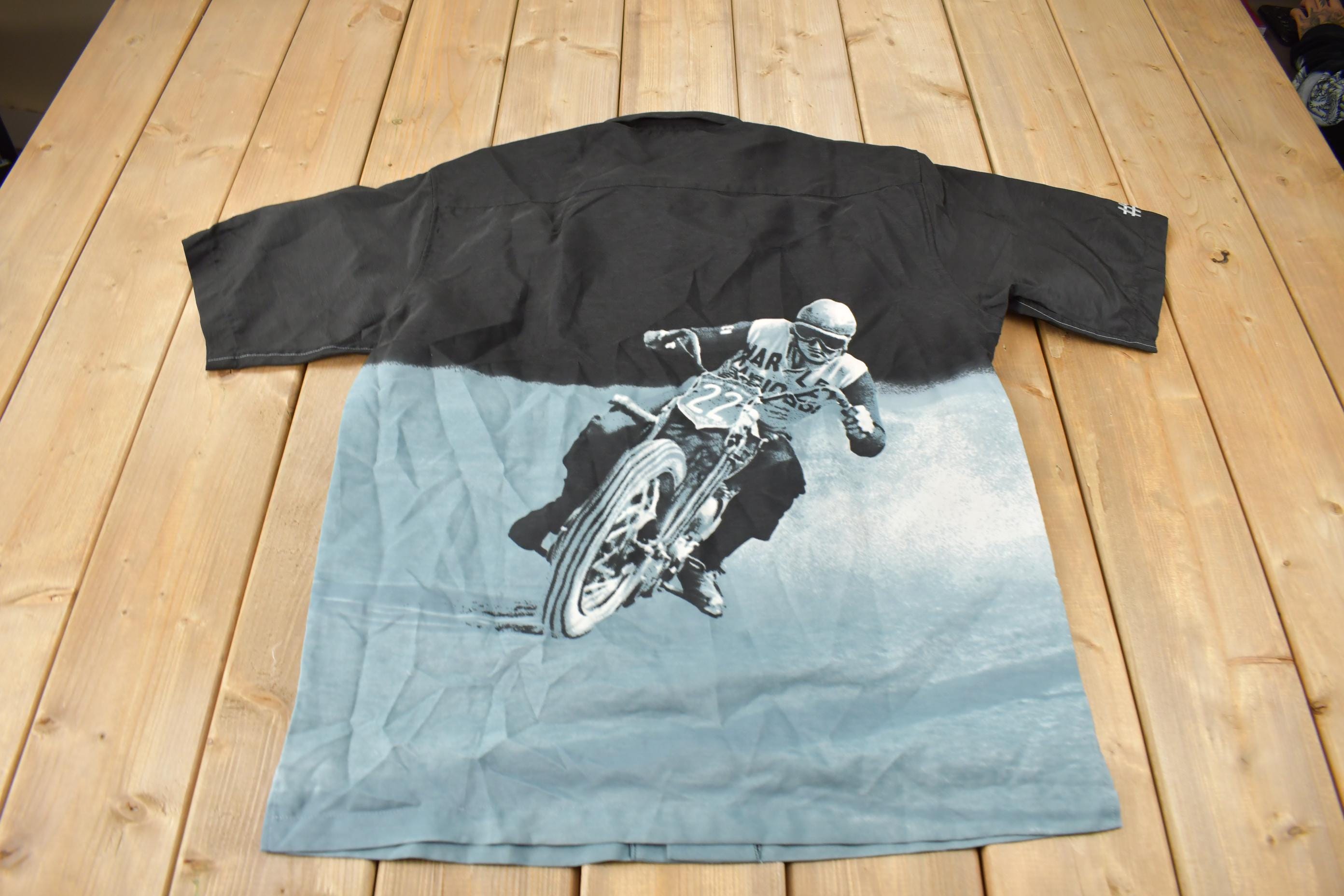 Vintage Y2K Harley Davidson Motorcycles Button Up Shirt