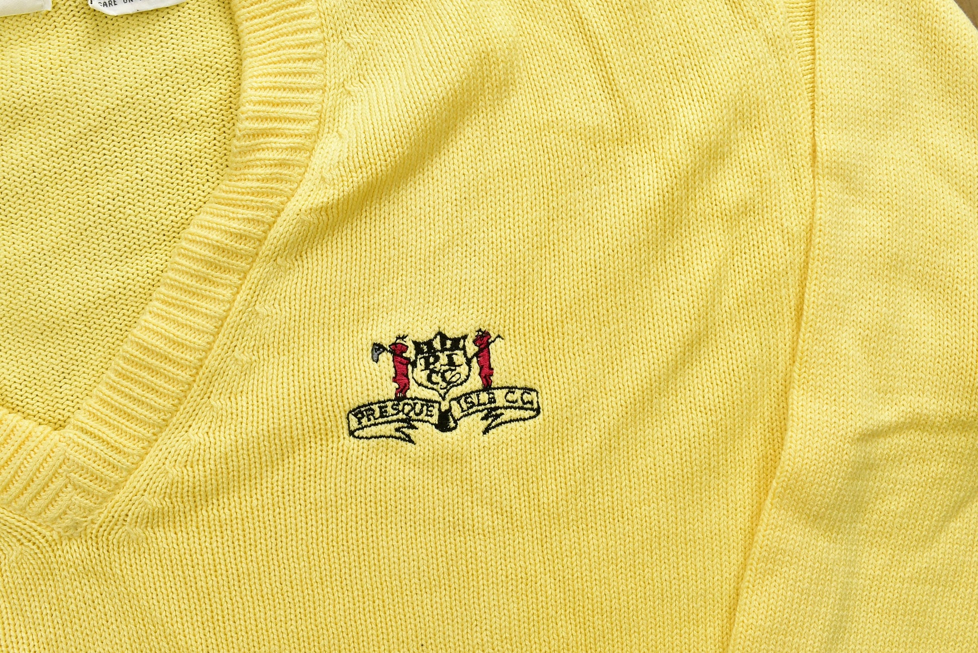 Vintage 90's Presque Isle Embroidered Knitted Sweater / Vintage 90s Crewneck / Pattern Sweater / Outdoor / Hand Knit / Pullover Sweatshirt