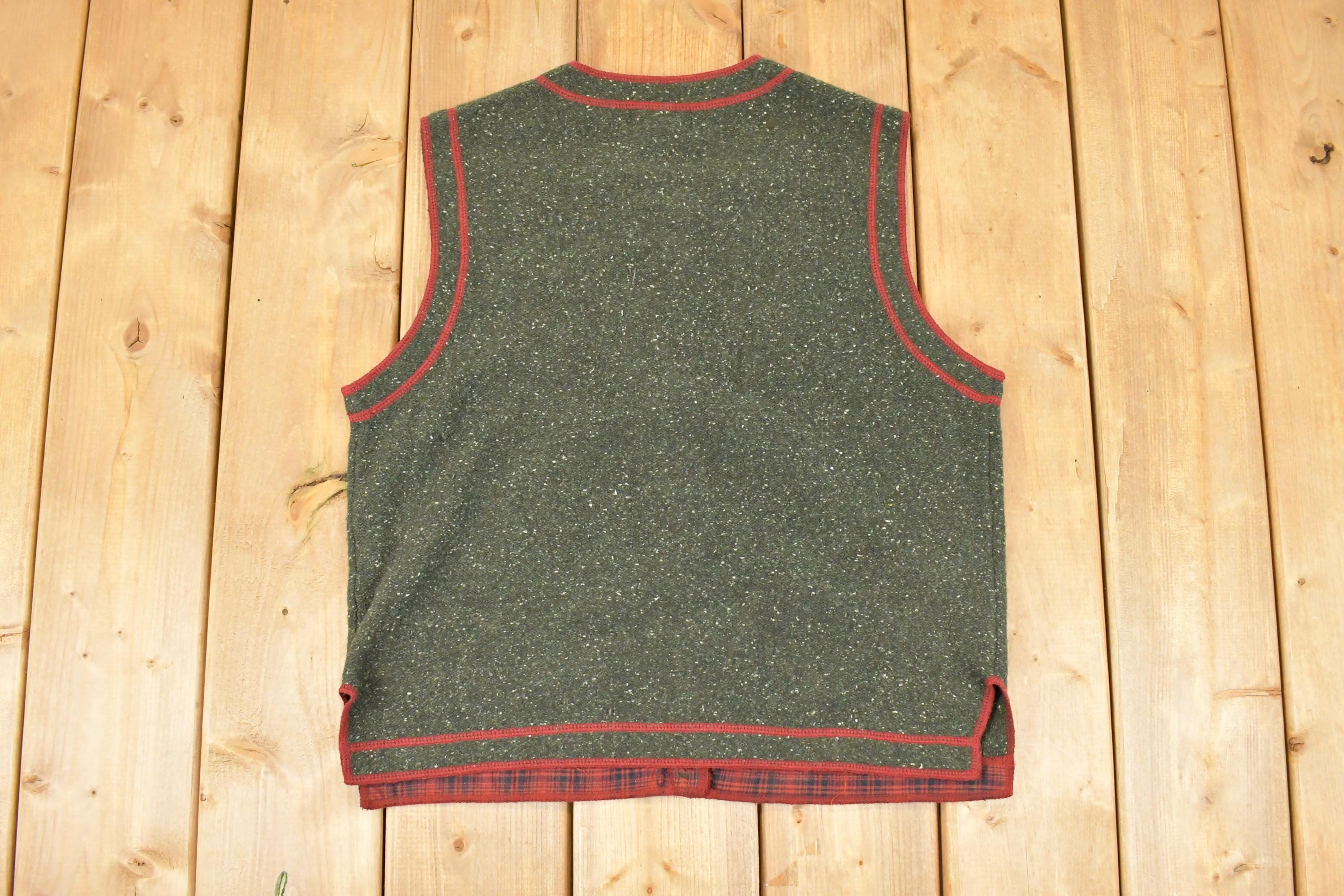 Vintage Y2K Woolrich Christmas Knit Cardigan Sweater Vest Women's M / 2000s Knitted Sweatshirt / Vintage Preppy Knits