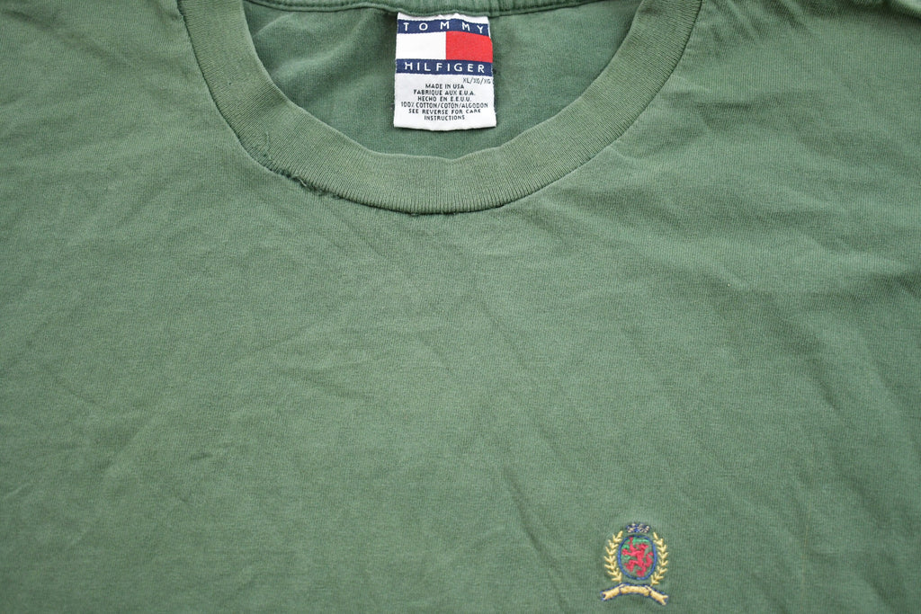 Vintage 1990s Tommy Hilfiger Small Logo Graphic T Shirt