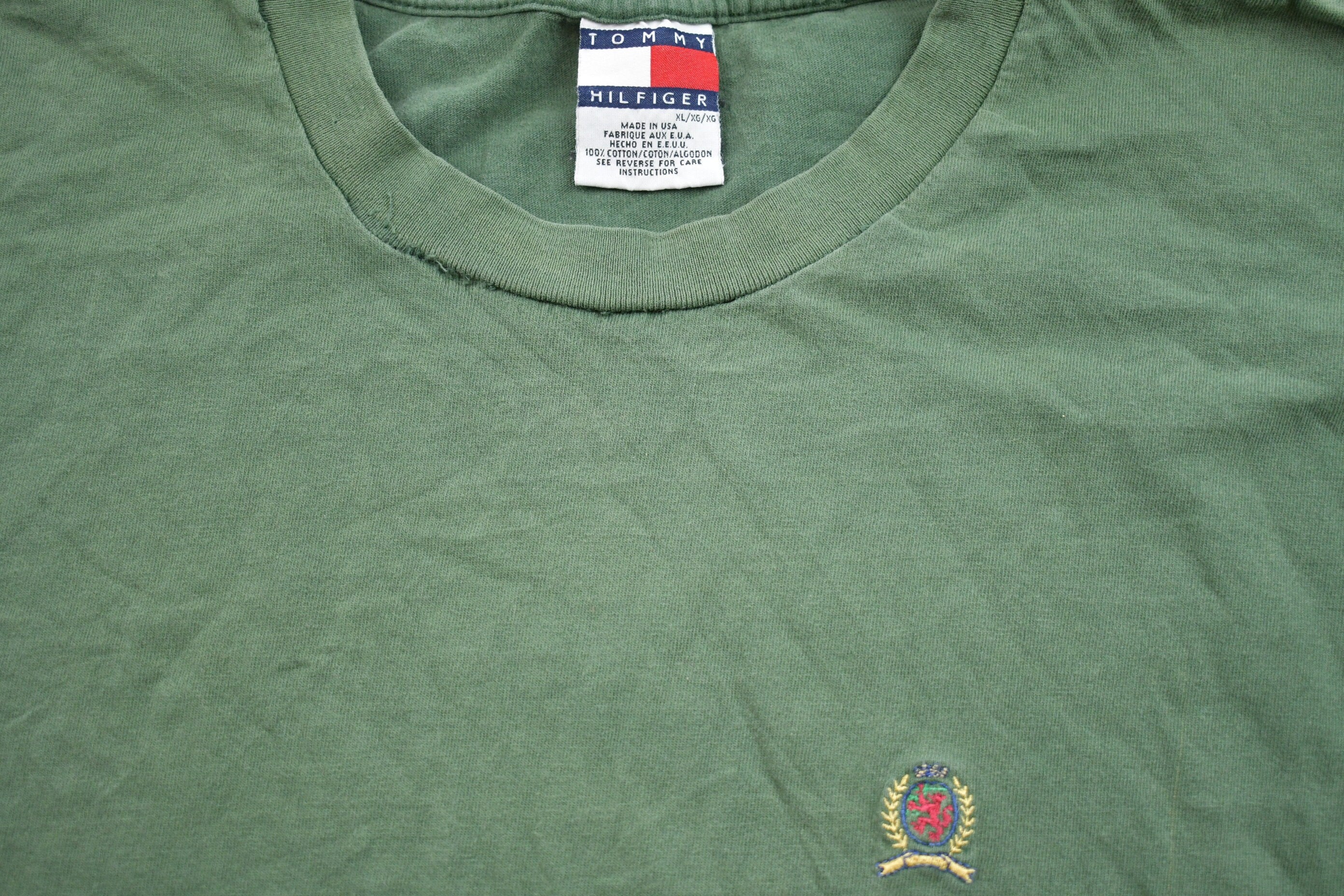 Vintage 1990s Tommy Hilfiger Small Logo Graphic T Shirt