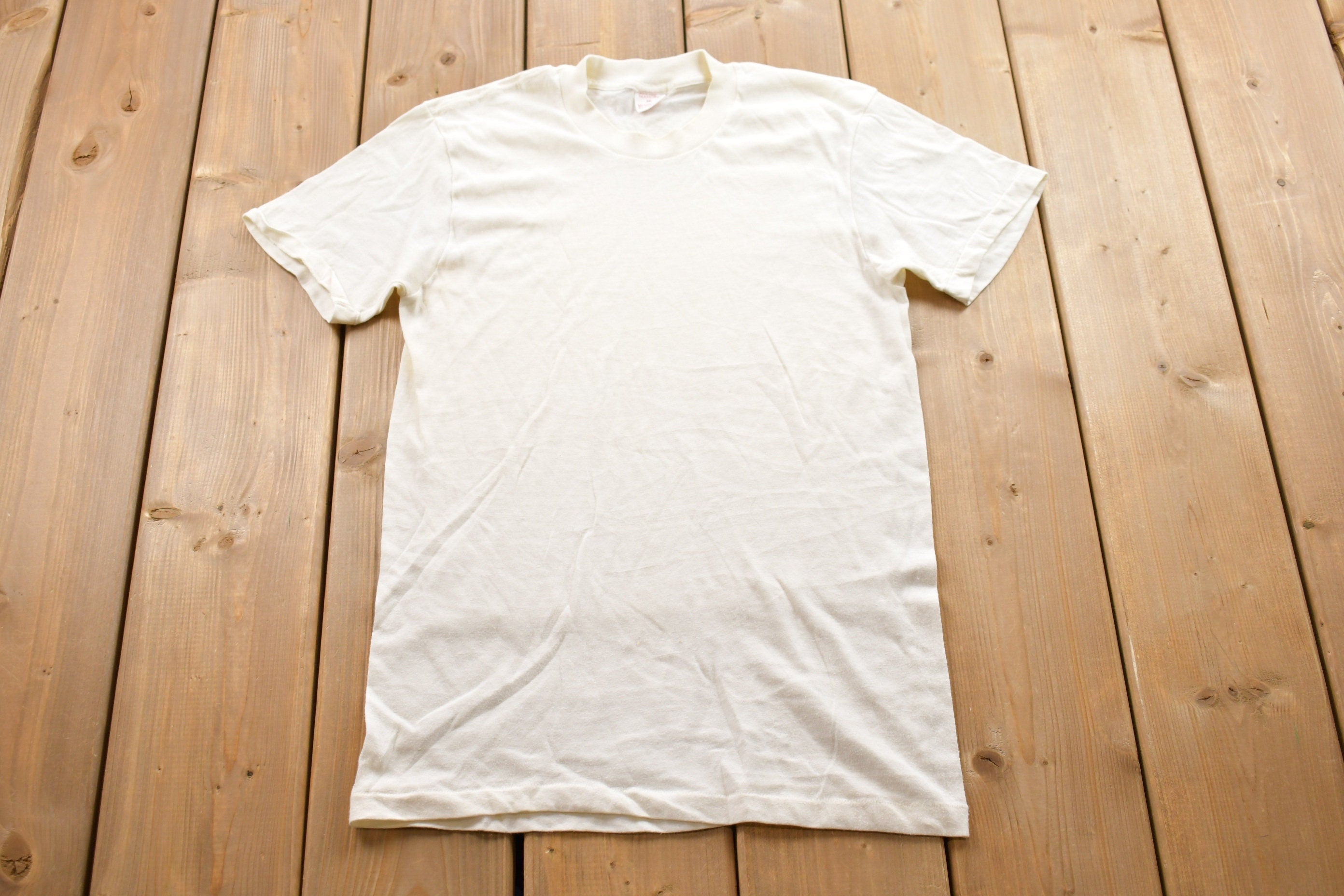 Vintage 1980s Manor Blank T-Shirt  Graphic  80s  90s  Streetwear  Retro Style  Single Stitch  JC Penney  White Tee