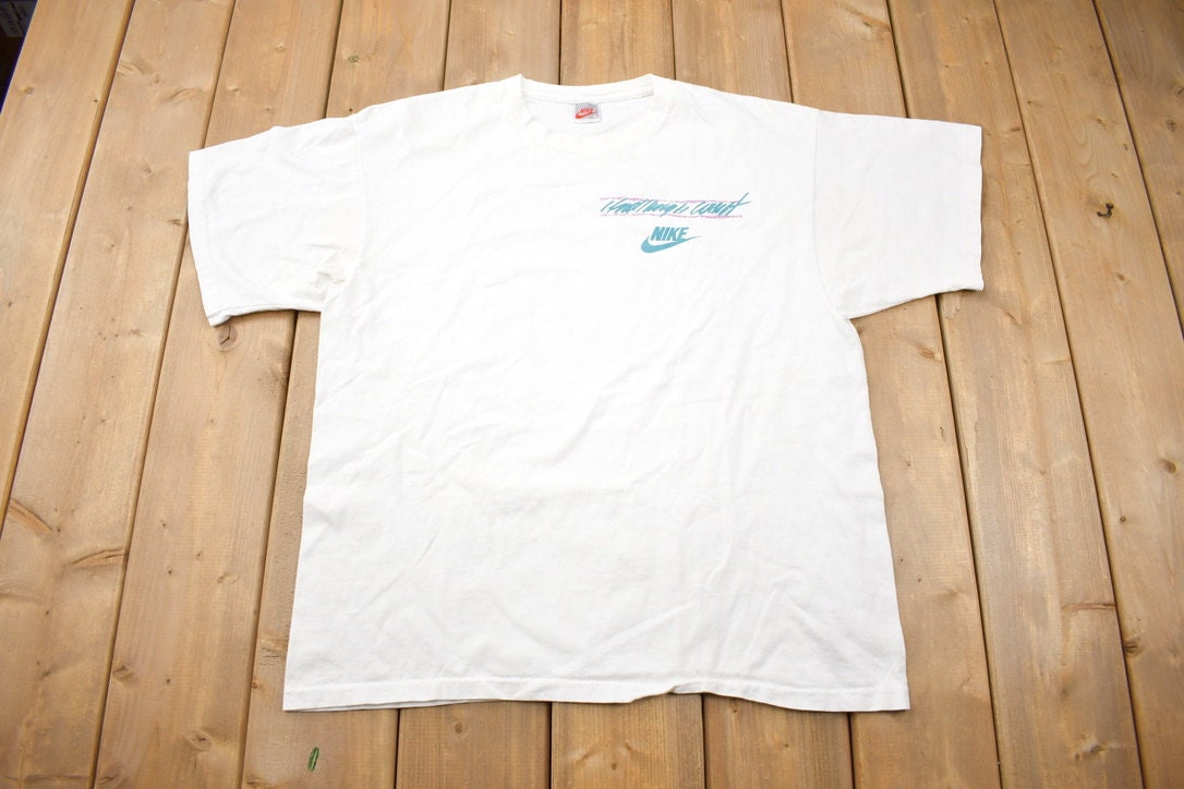 Vintage 1990s Nike Challenge Court Graphic T-Shirt