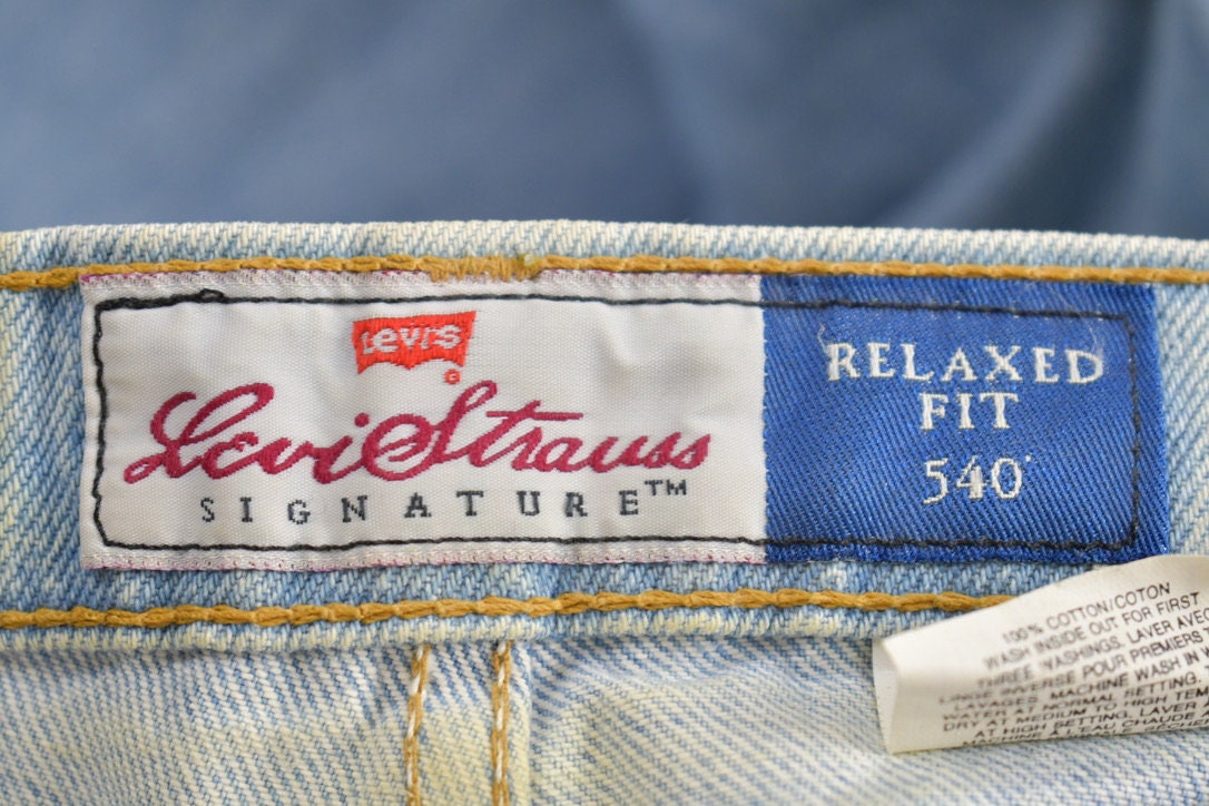 Vintage 1990s Levi's 540 Brown Tab Jeans Size 29 x 32