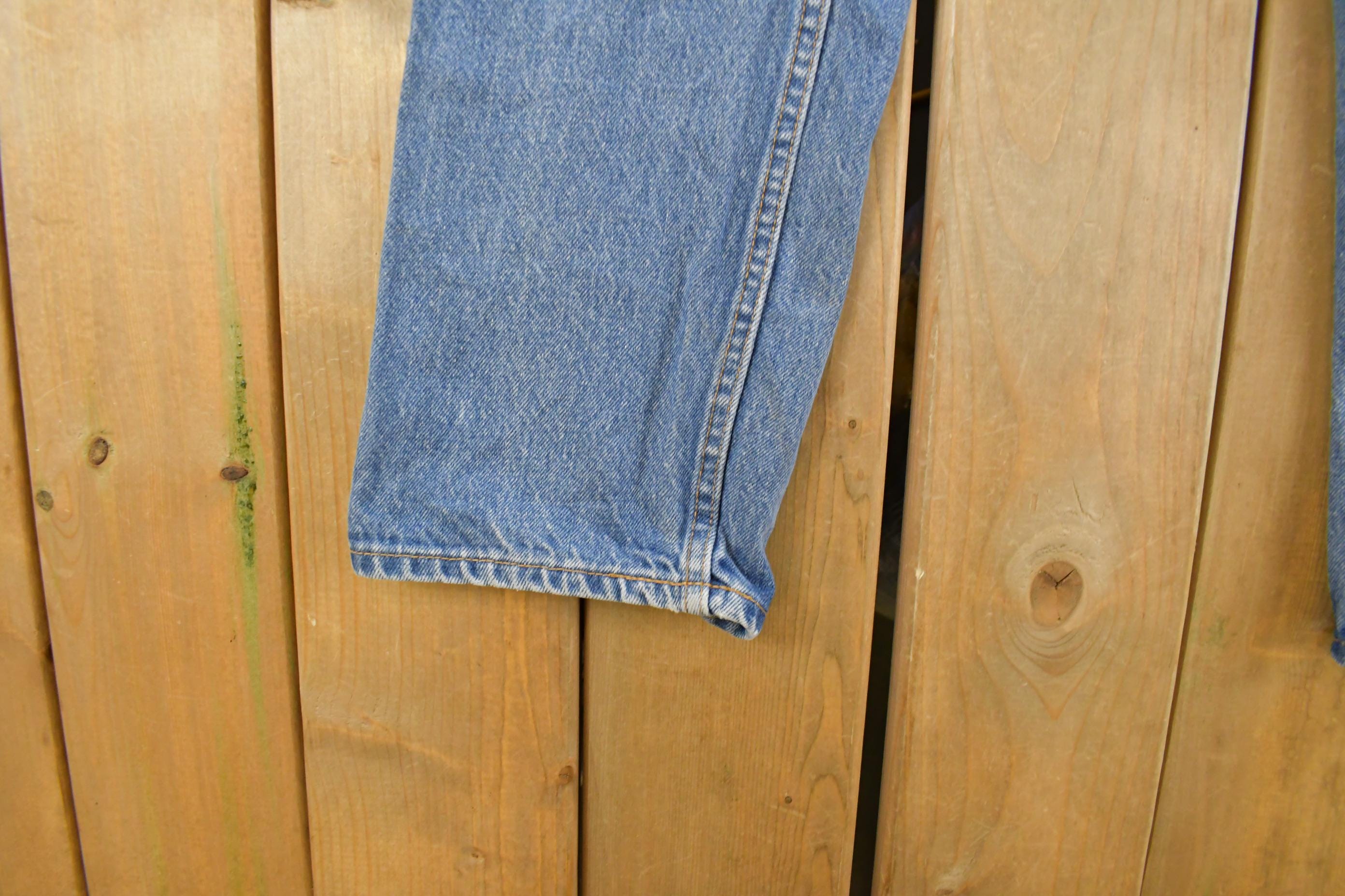 Vintage 1990s Levi's 505 Regular Straight Fit Orange Tab Denim Jeans Men's 33 x 32