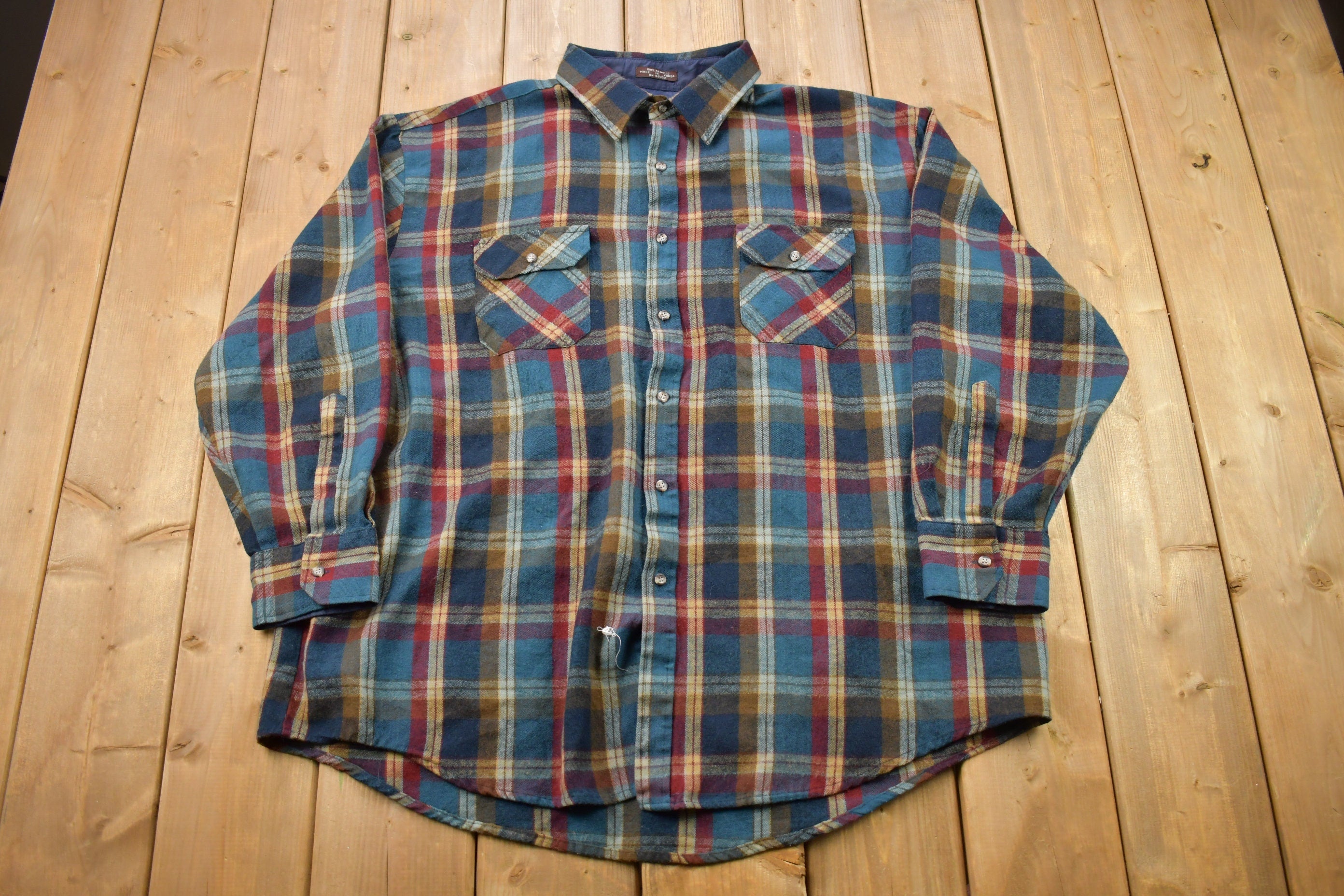 Vintage 1990s Plaid Flannel Button Up Shirt