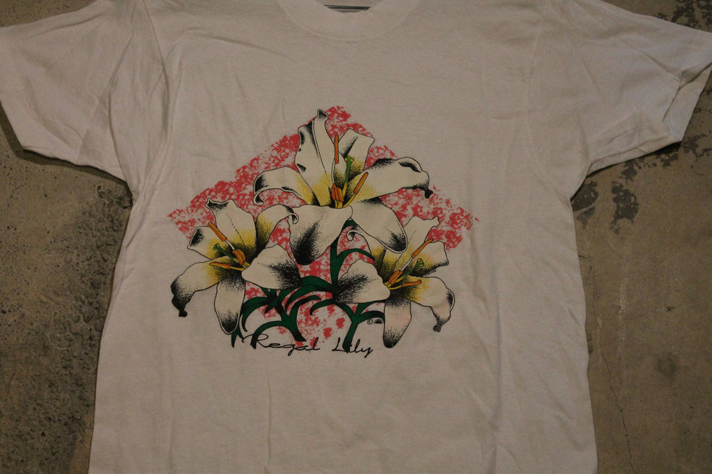 Vintage 1990s Regal Lily Flower Graphic T Shirt