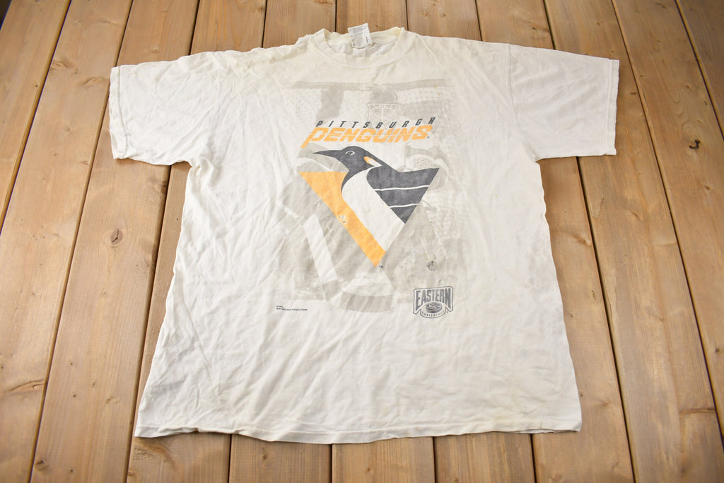 Vintage 1990s Pittsburgh Penguins NHL Hockey Graphic T-Shirt Size XL