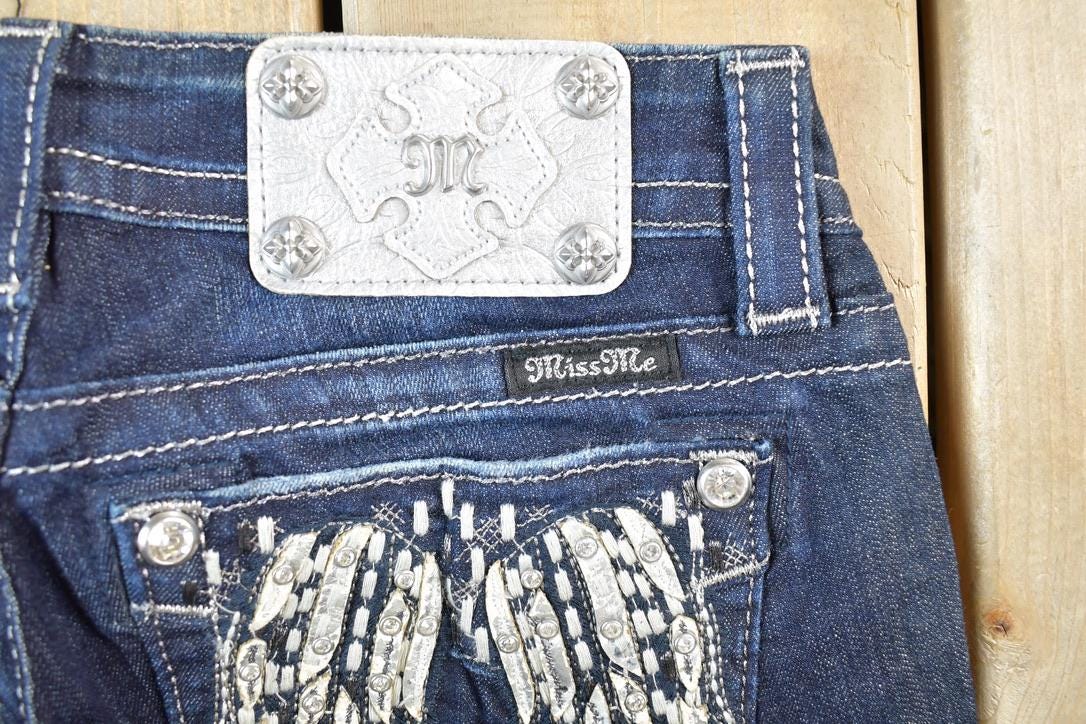 Vintage Y2K Miss Me Bedazzled Low Rise Jeans Size 26x31
