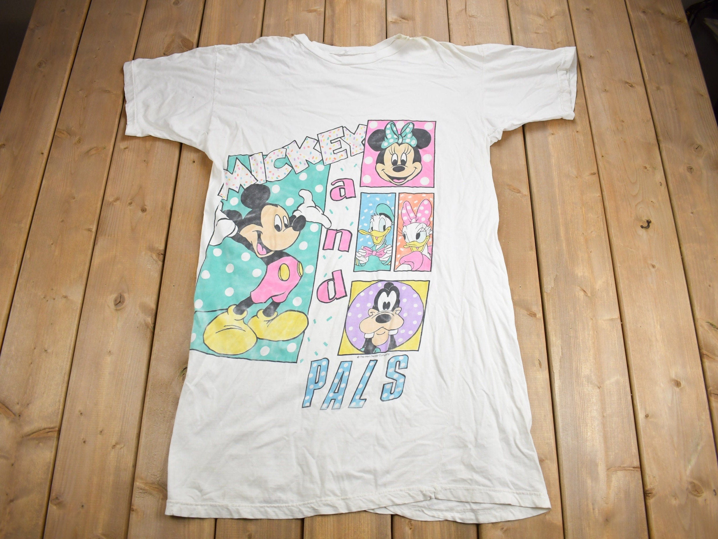 Vintage 1990s Mickey And Pals Graphic Lounge T-Shirt