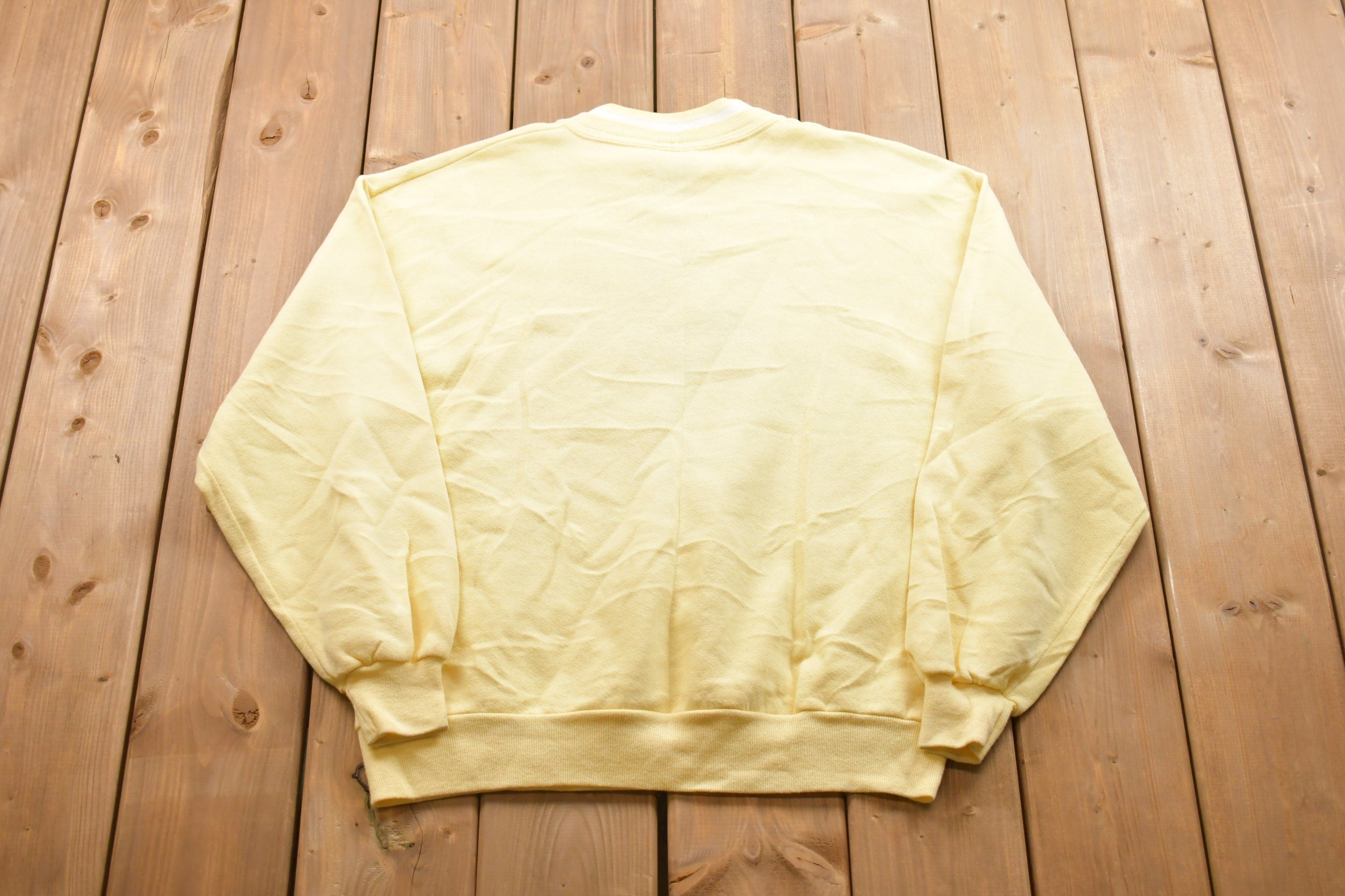 Vintage 1990s Cute Birdhouse Crewneck