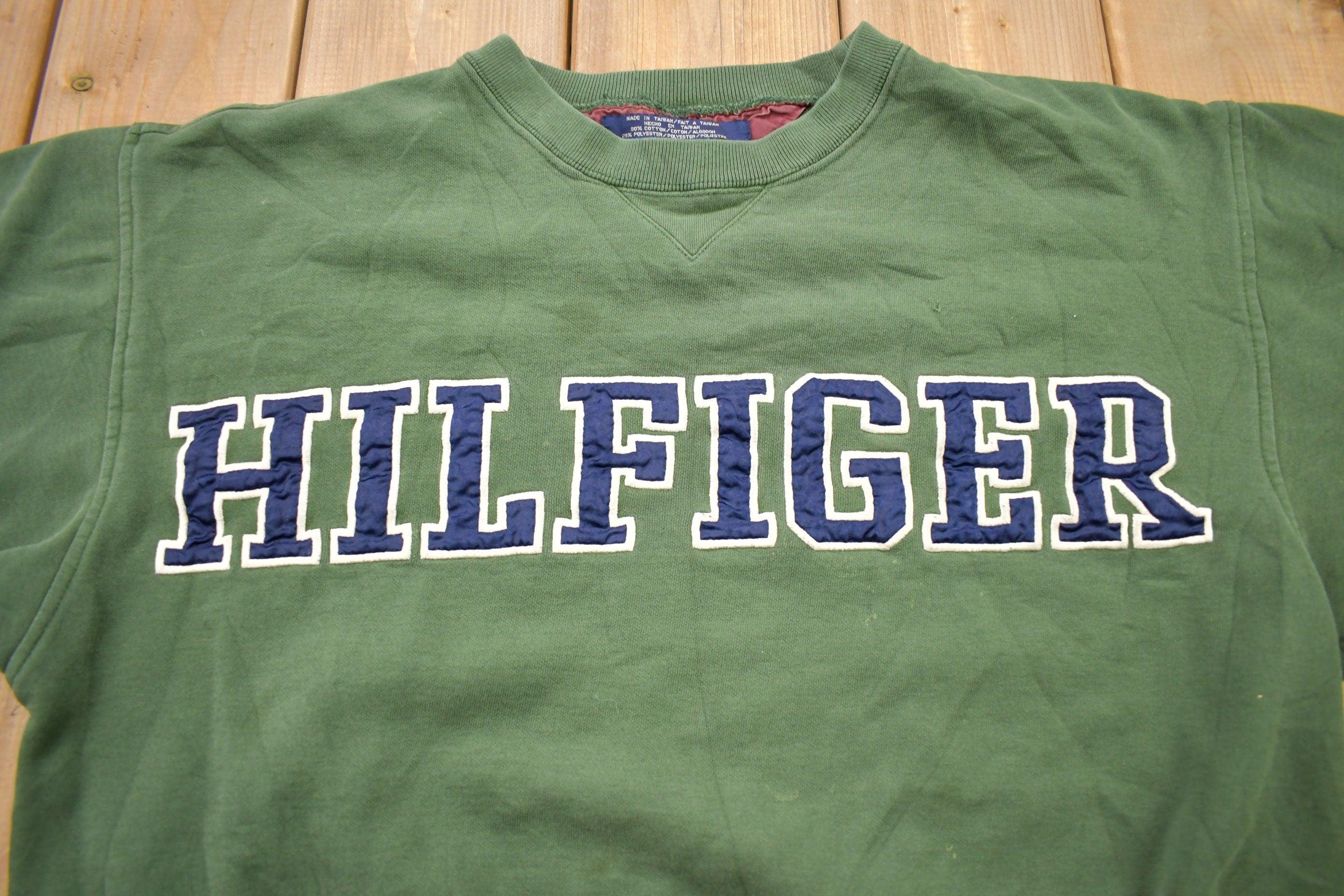 Vintage 1990s Tommy Hilfiger Embroidered Crewneck Sweatshirt