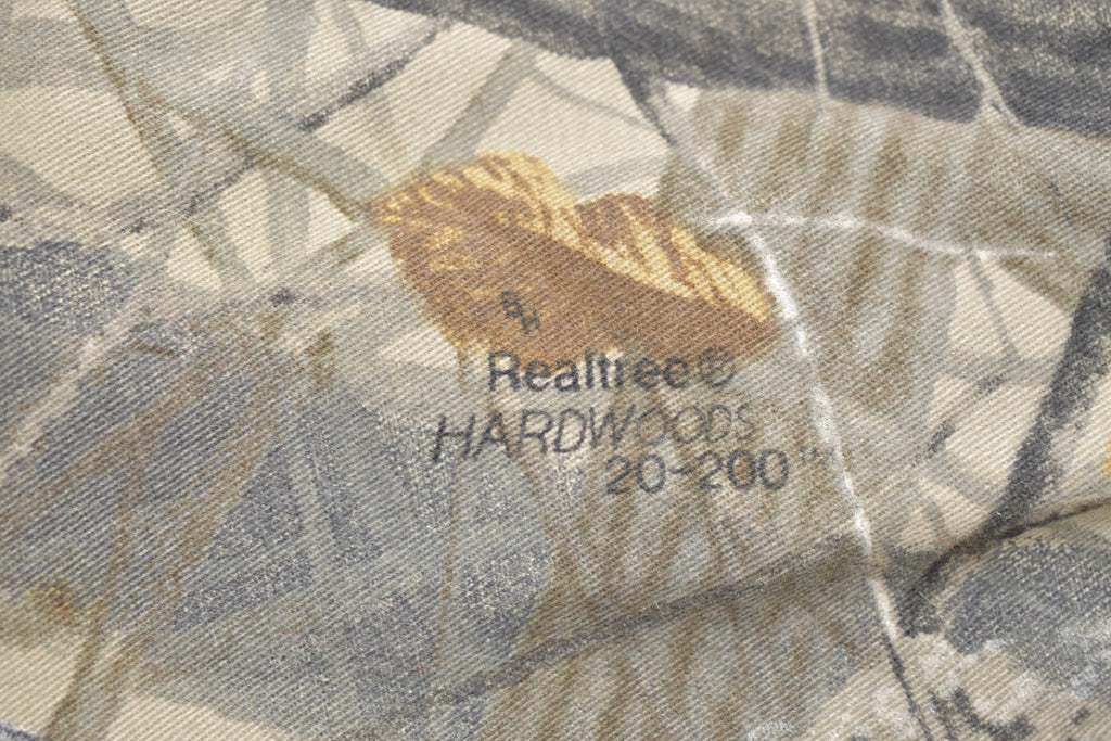 Vintage 1990s Walls HuntingReal Tree Camo Button Up