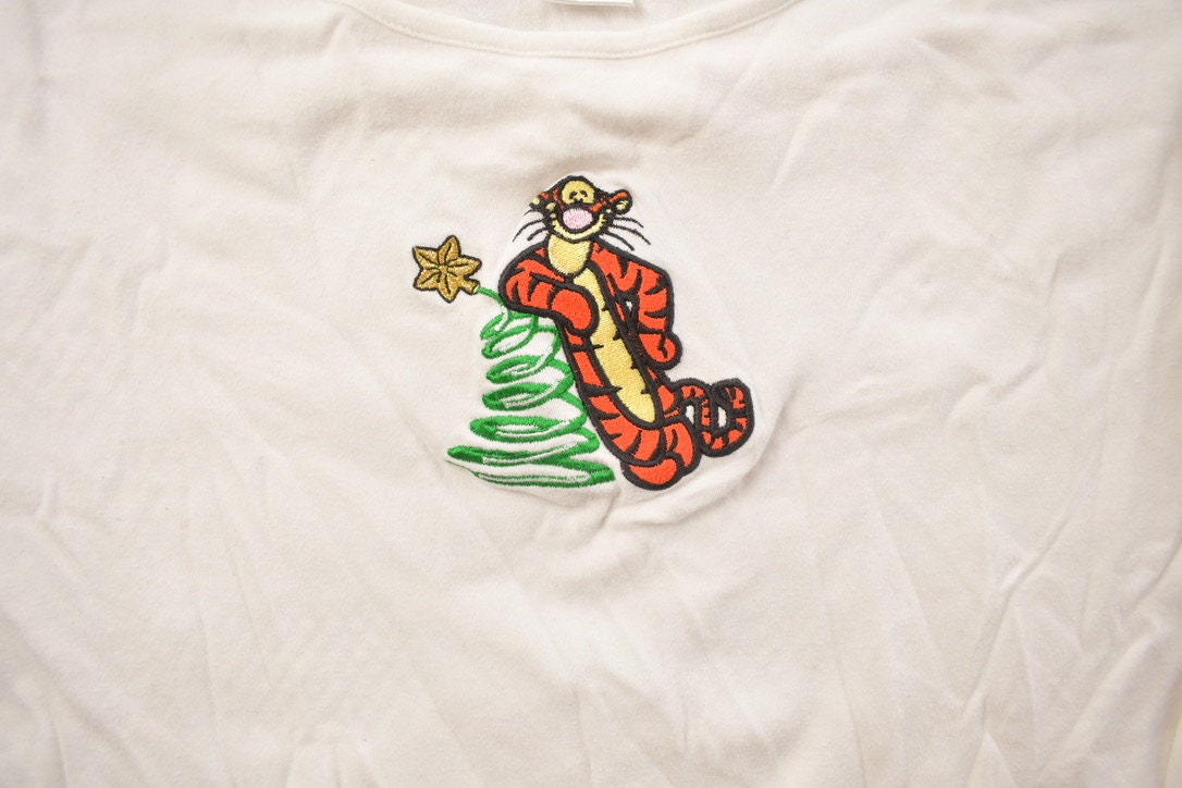 Vintage 1990s Disney Winnie The Pooh Cartoon Promo T-Shirt  90s Graphic Tee  TV Promo T Shirt