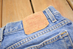 Vintage 1990s Levi's 550 Medium Wash Women's Jeans Size 32 x 30
