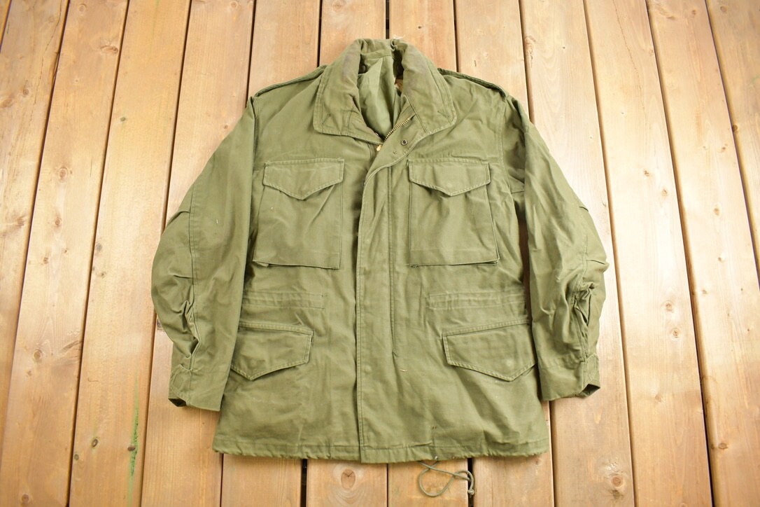 Vintage 1967 Military US Army Sateen Field Jacket / OG 107 / Button Up Jacket / US Army Green / Streetwear Fashion / Army Jacket