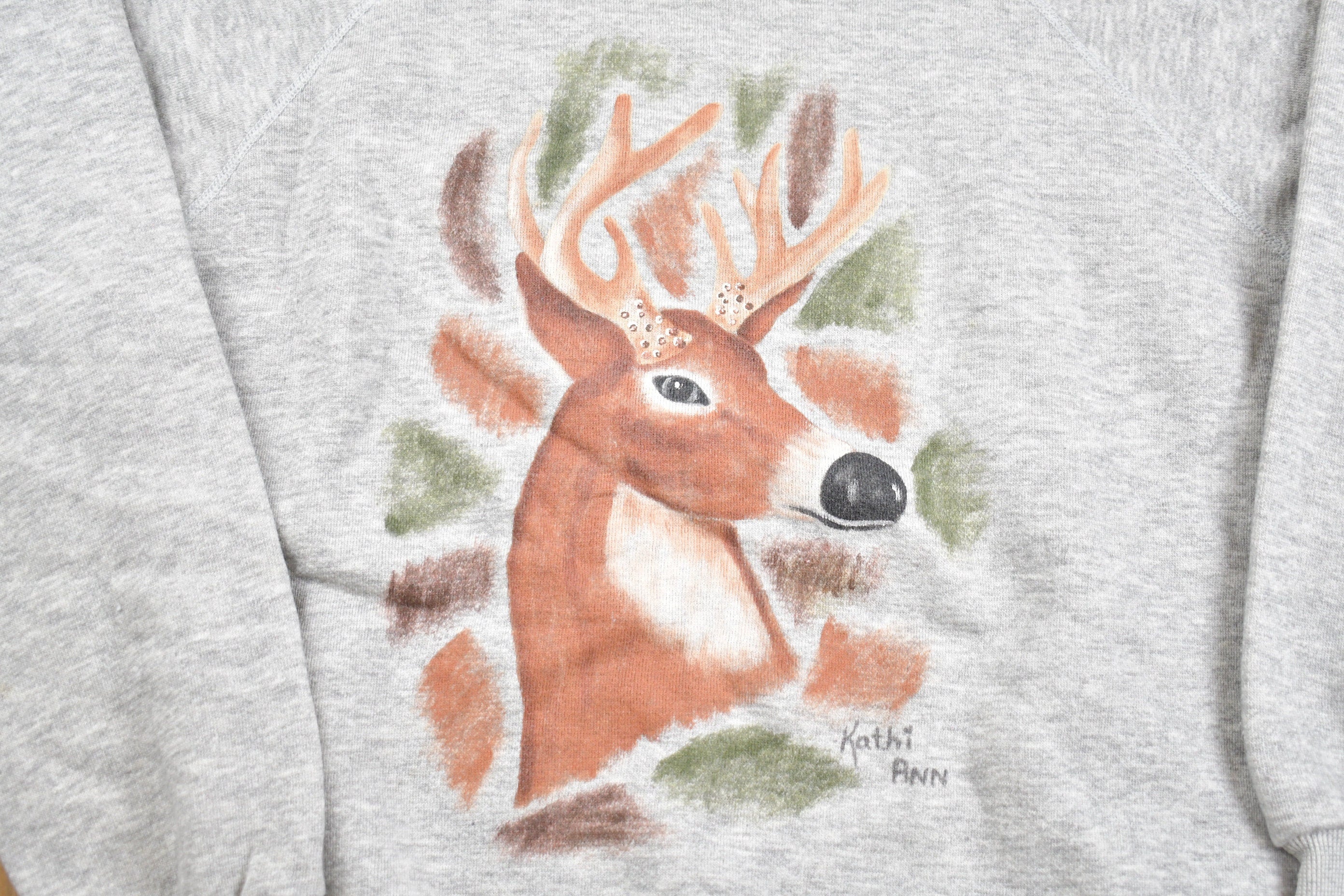 Vintage 1990s Hanes Deer Graphic Crewneck Sweatshirt /