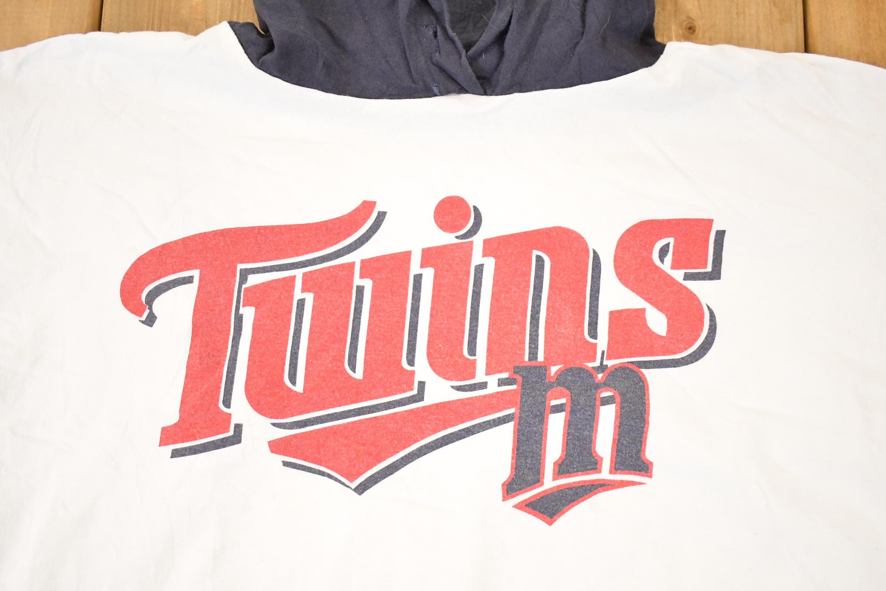 Vintage 1990s Apex One Minnesota Twins Hooded MLB T-Shirt Men's XL