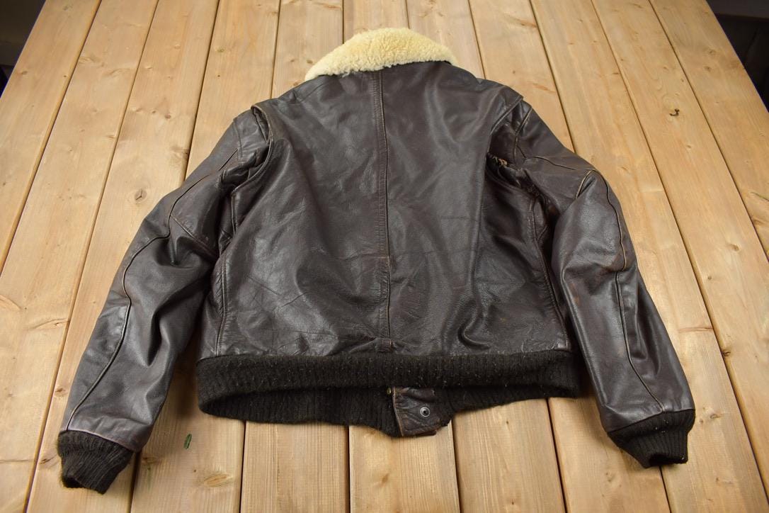 Vintage 1980s Leather Men's Flyer's Jacket Made In USA