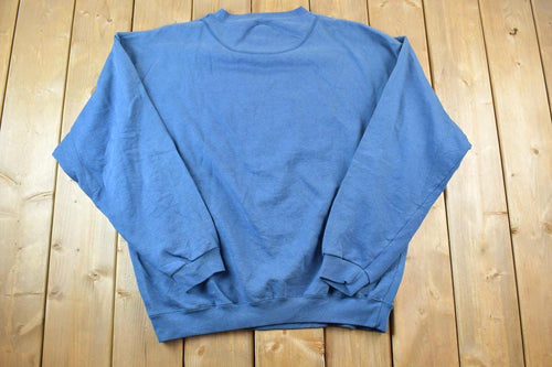 Vintage 1990s Bald Eagle Outdoorsman Crewneck Sweatshirt / Embroidered / Nature Sweater / Animal Sweater